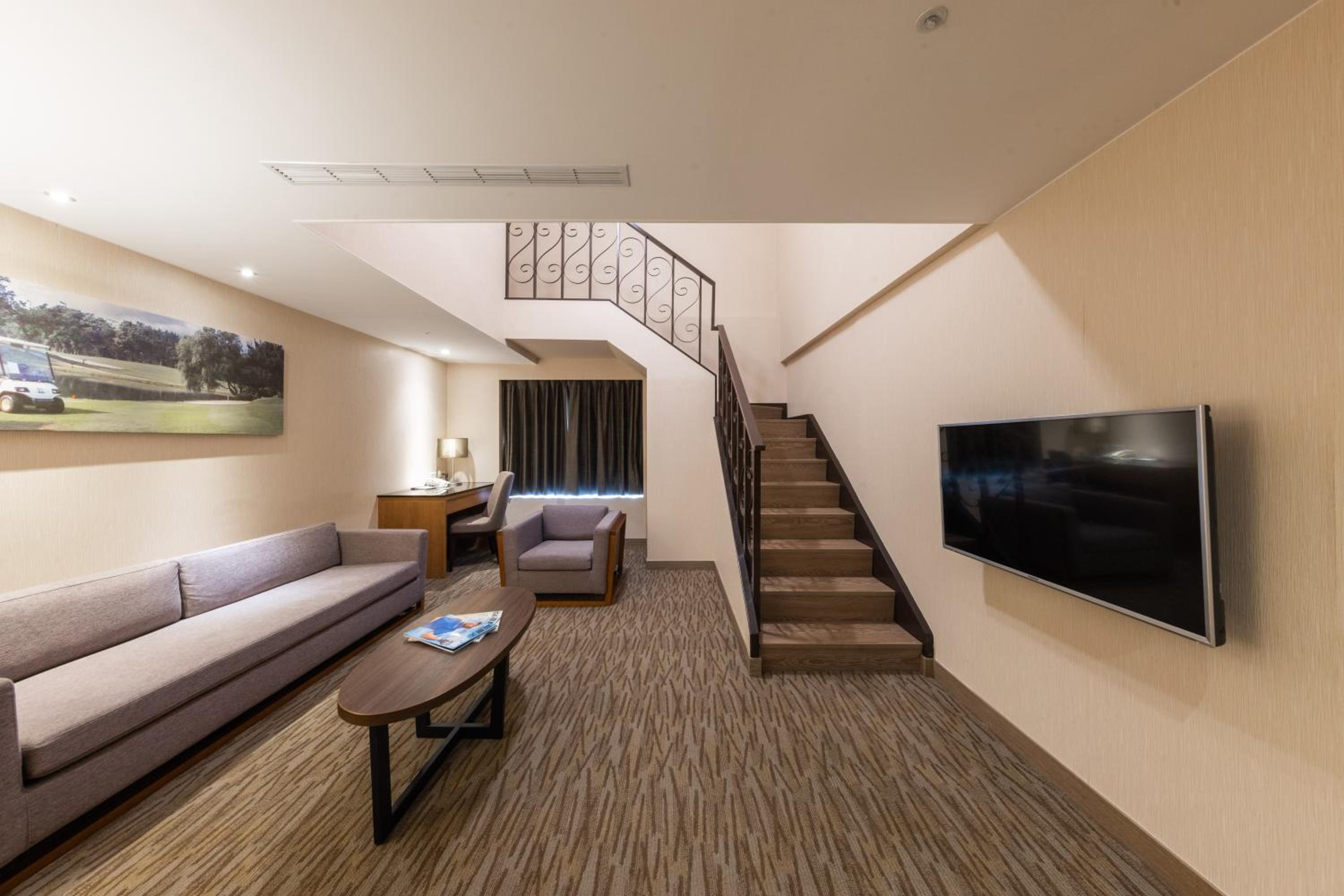 Superior Family Room