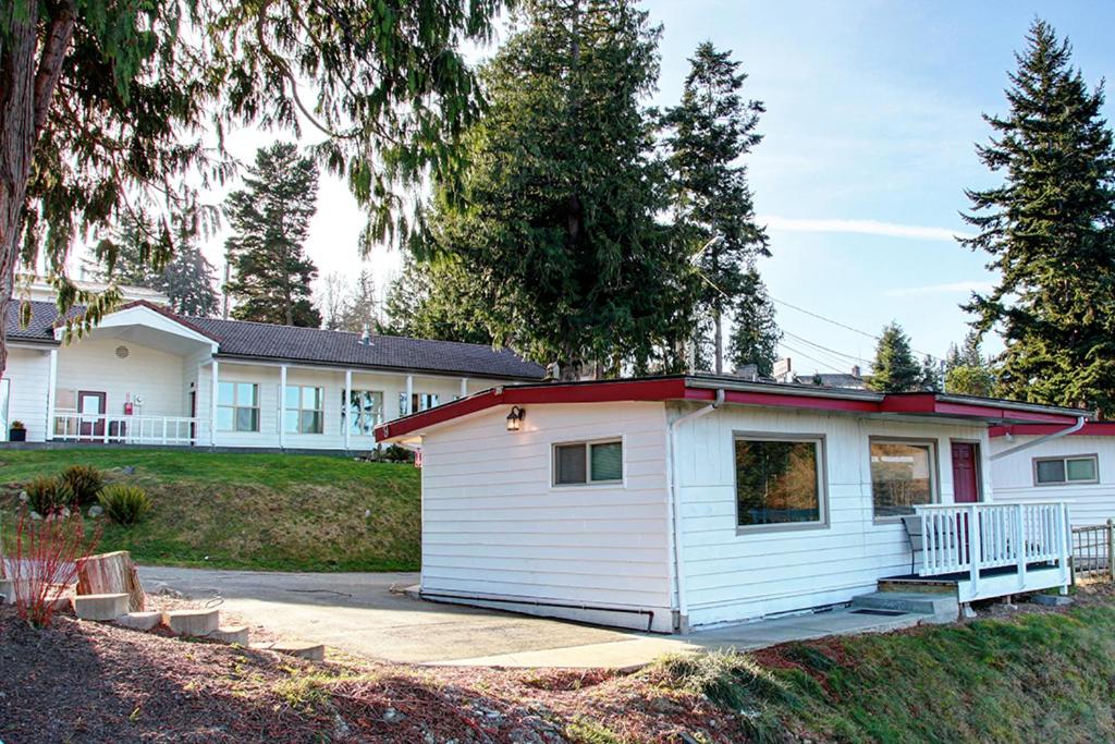  Cottage - Pet Friendly - Photo 3