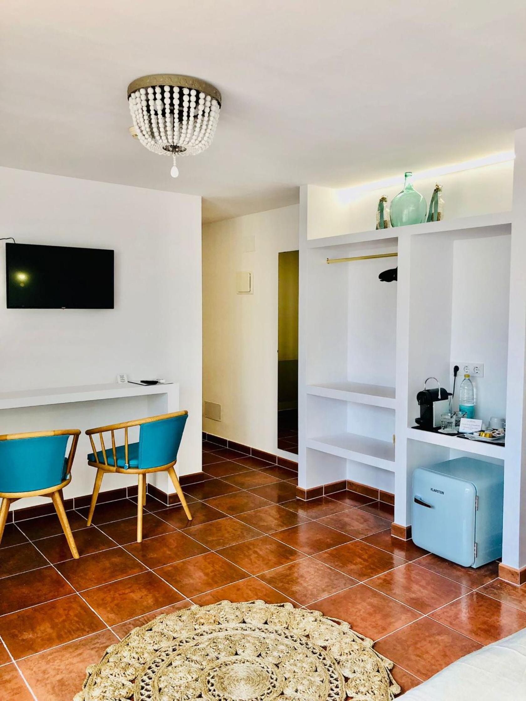Deluxe Suite with Sea View