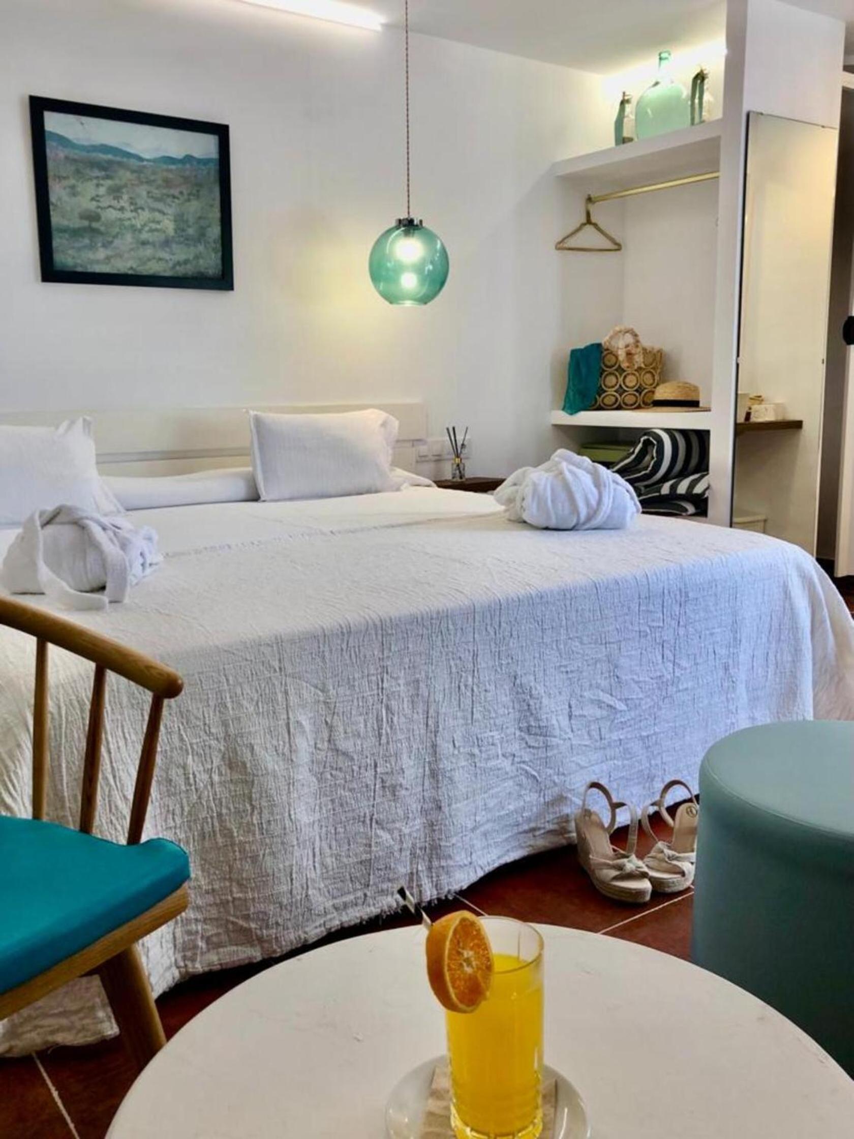 Deluxe Suite with Sea View