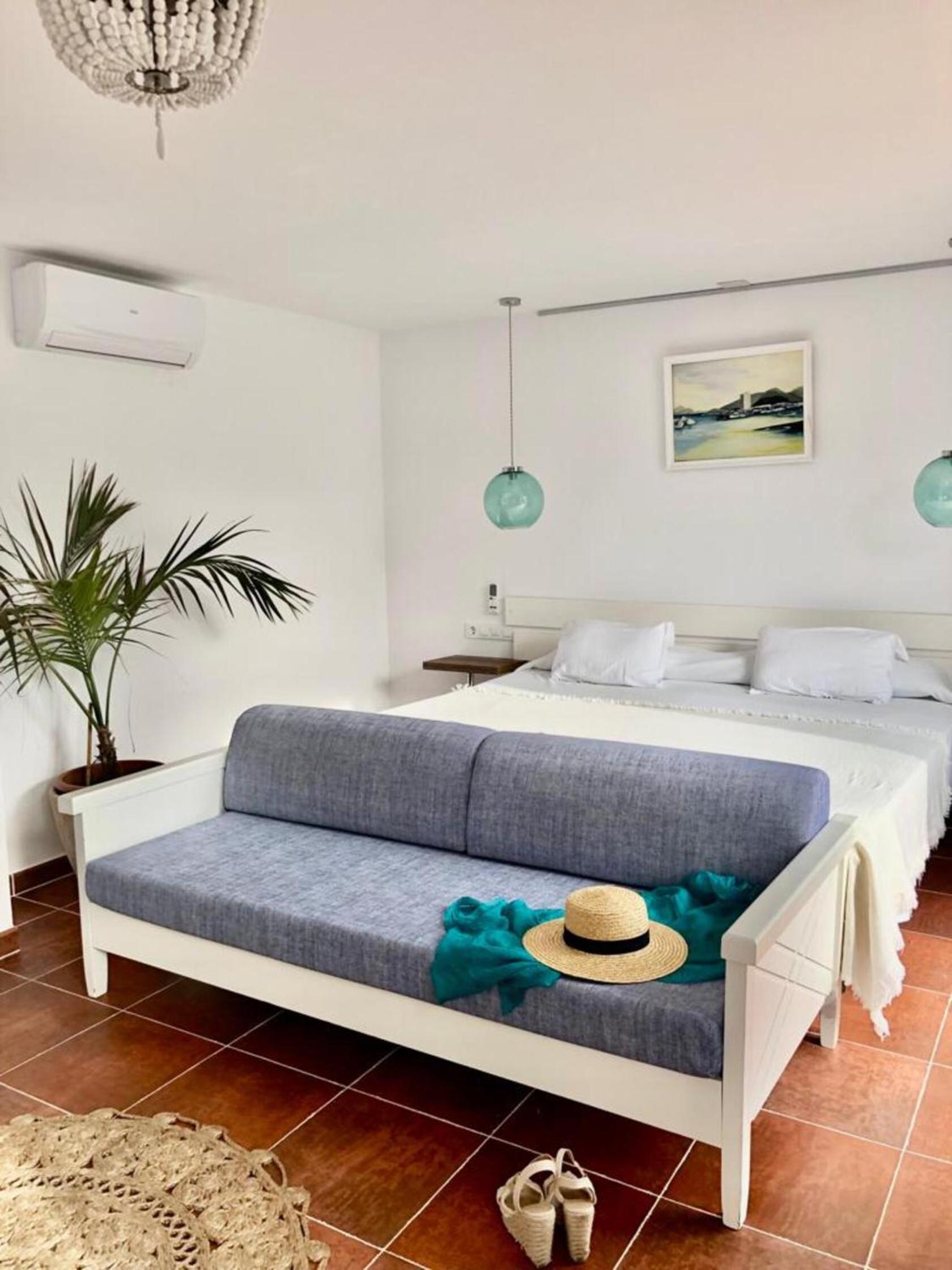 Deluxe Suite with Sea View