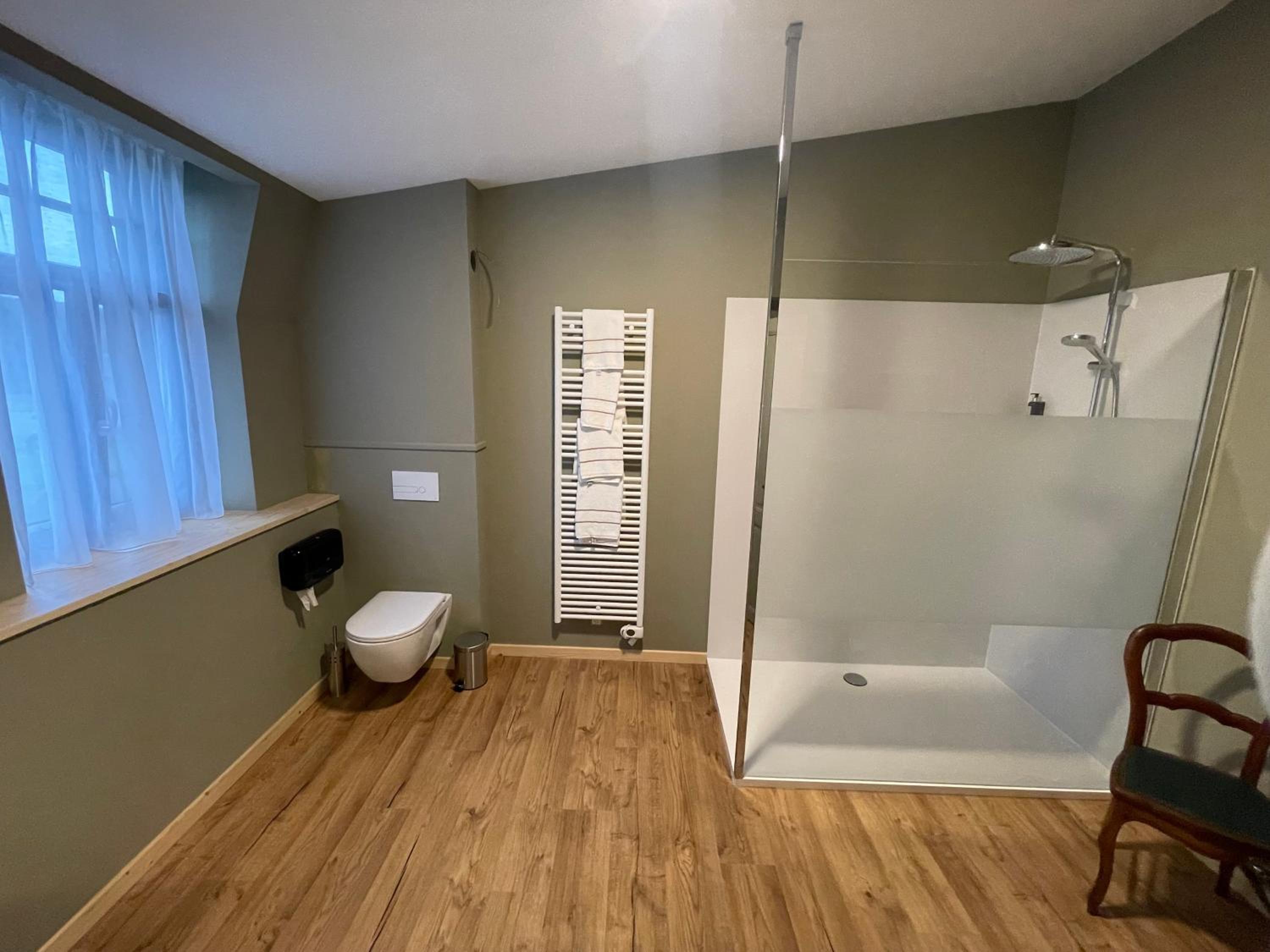 Double Room - Photo 7
