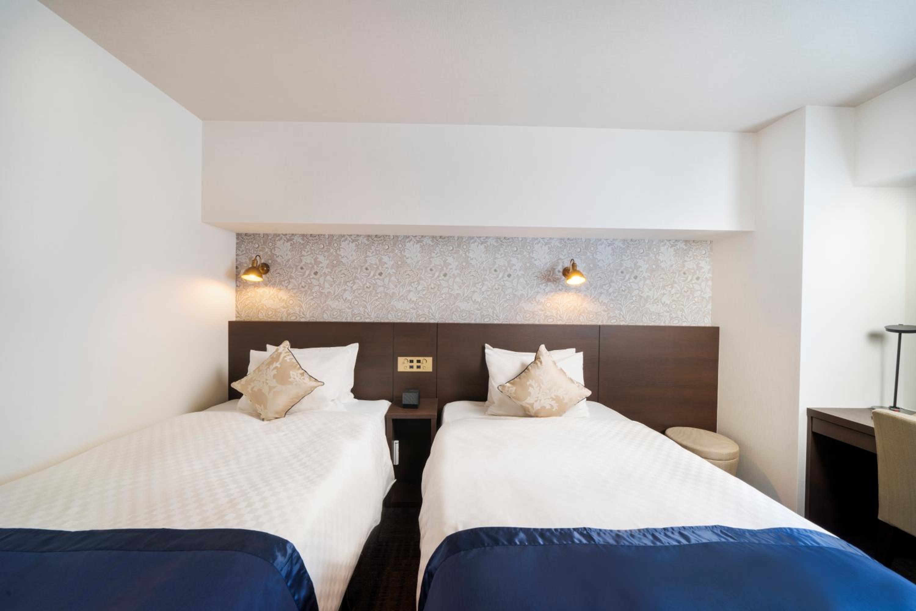 Superior Twin Room - Photo 9