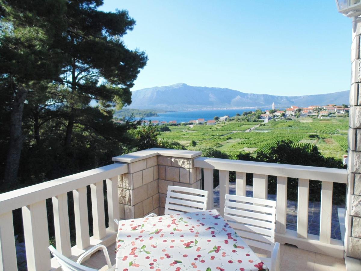 Two-Bedroom Apartment with Sea View - Photo 14