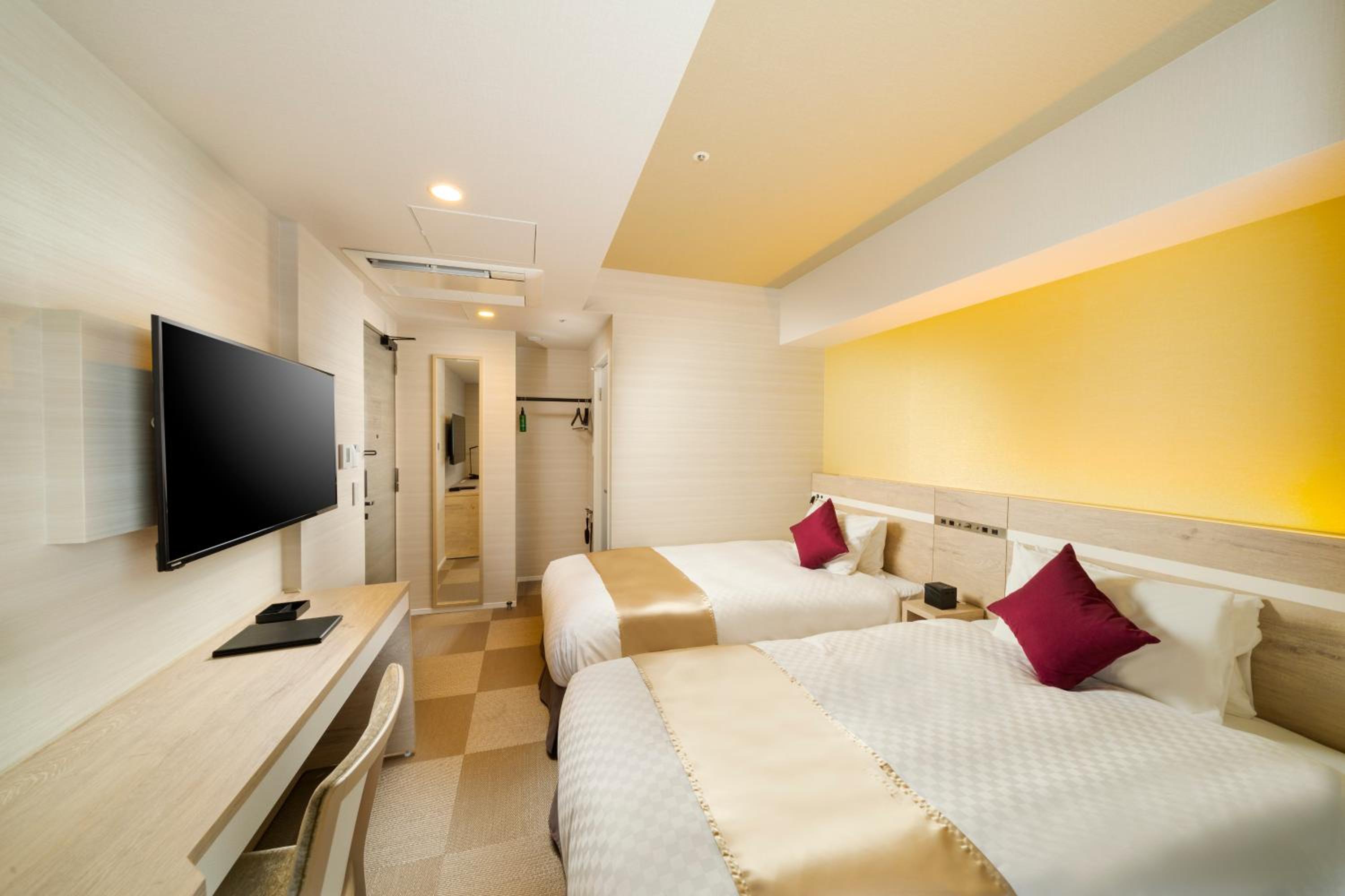 Superior Twin Room photo 3