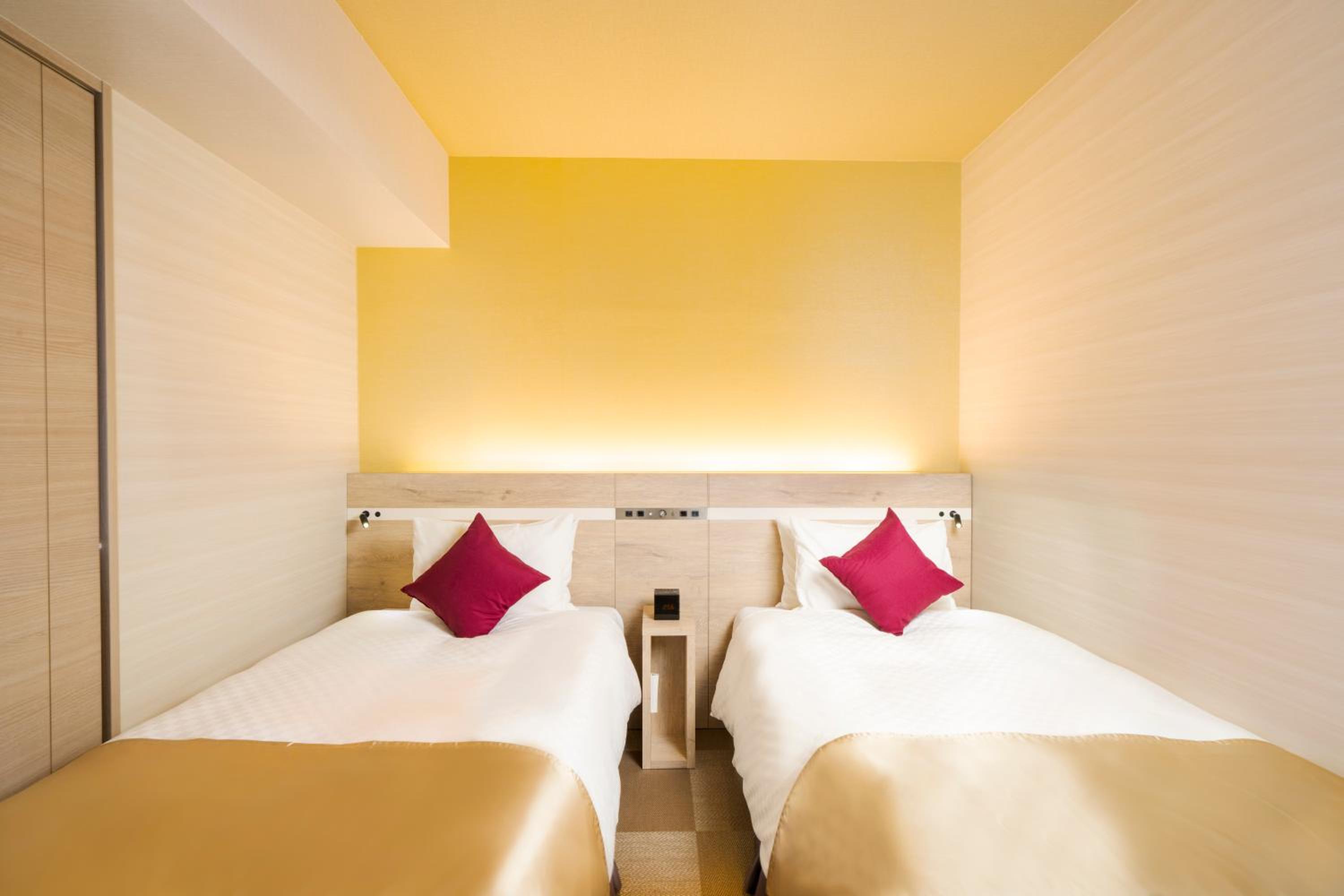 Deluxe Twin Room - Disability Access photo 1