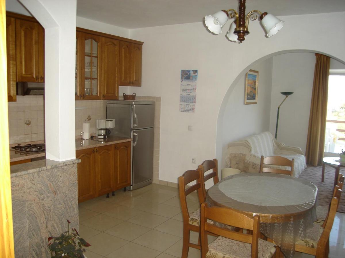Comfort Two-Bedroom Apartment with Sea View - Photo 19