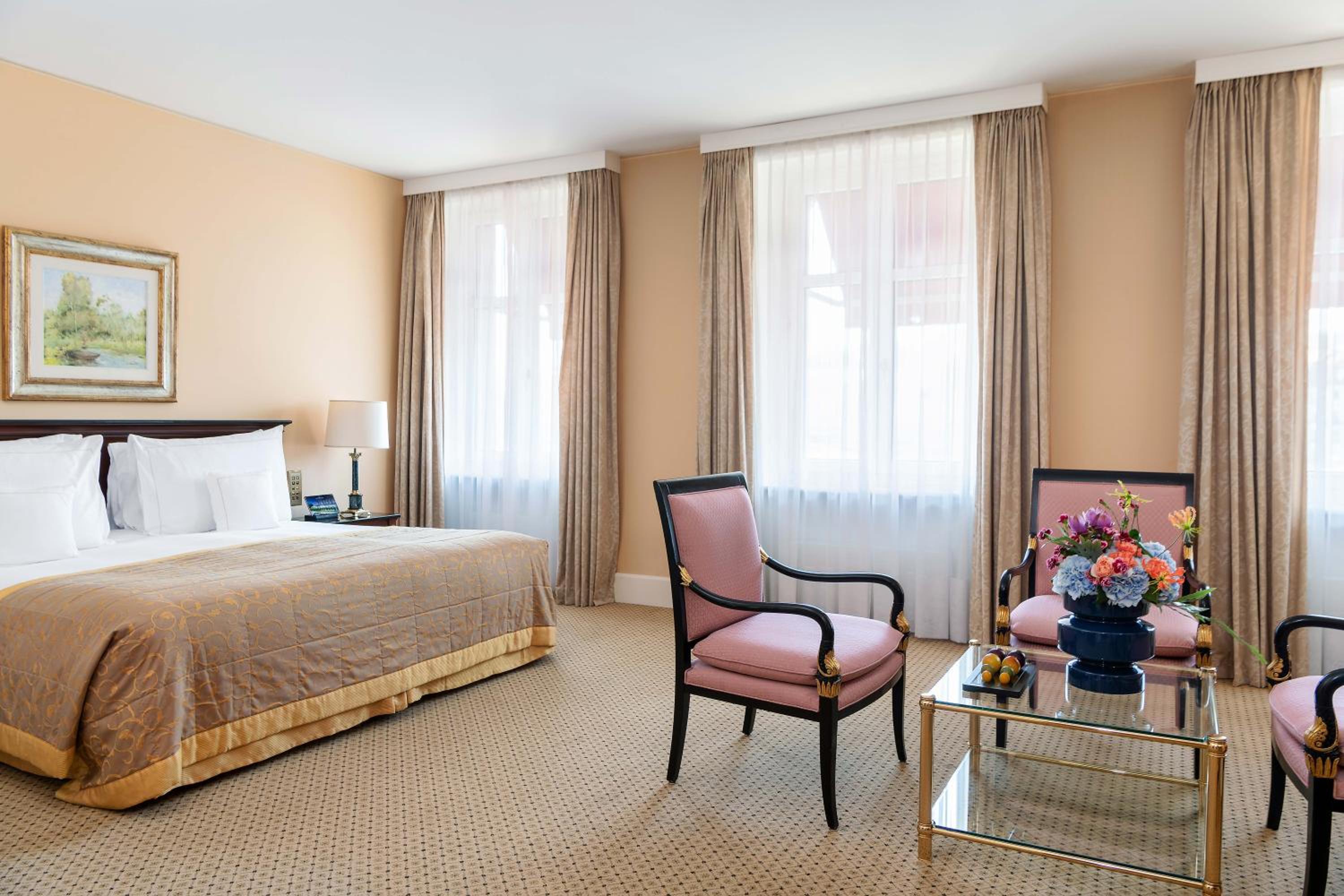 Executive Double or Twin Room with City View photo 3