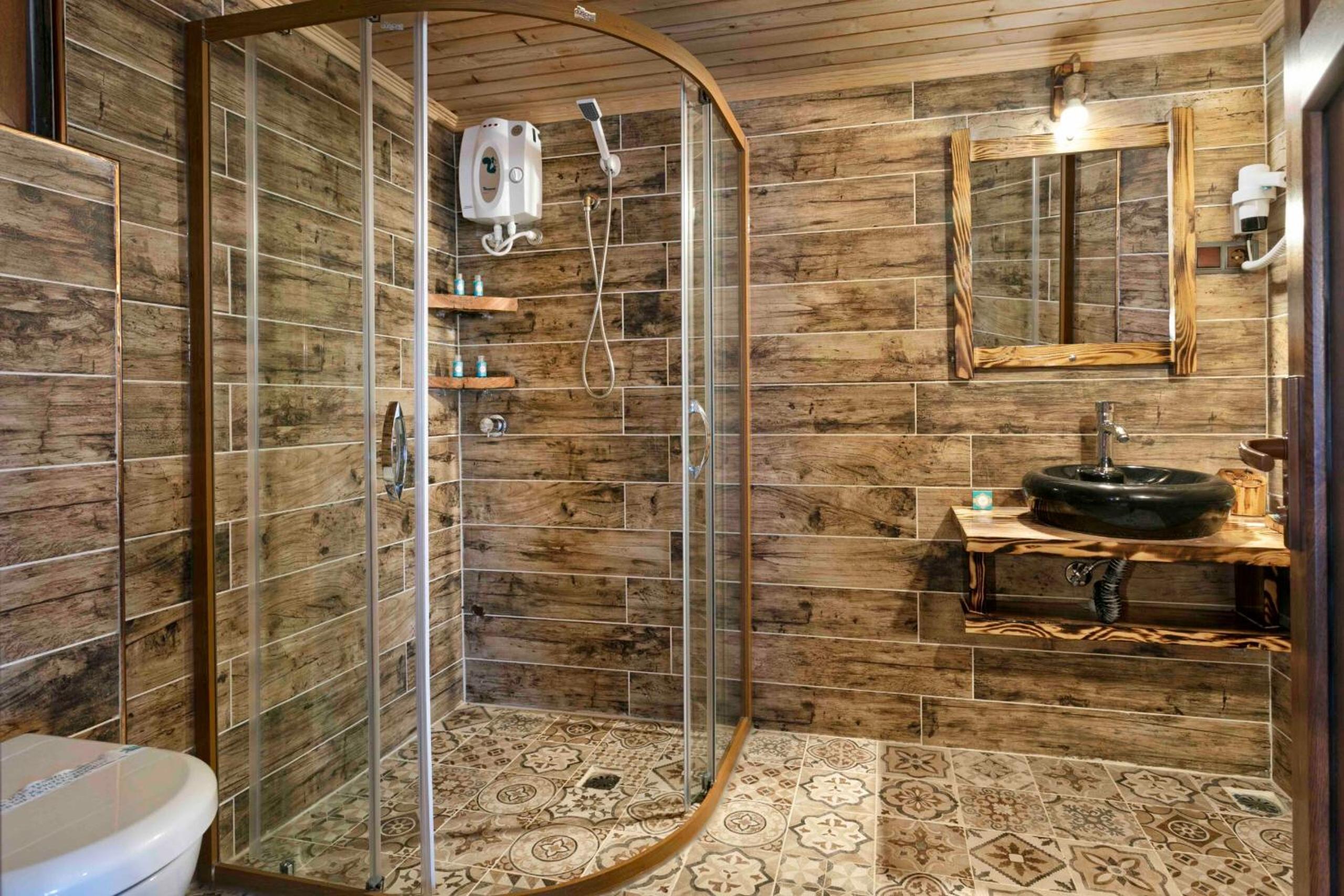 Superior Bungalow - Photo 4