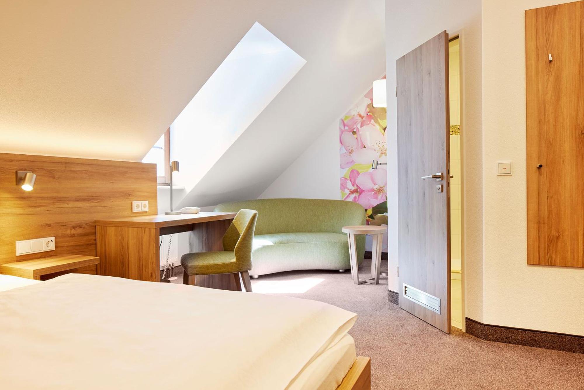 Deluxe Double Room photo 2