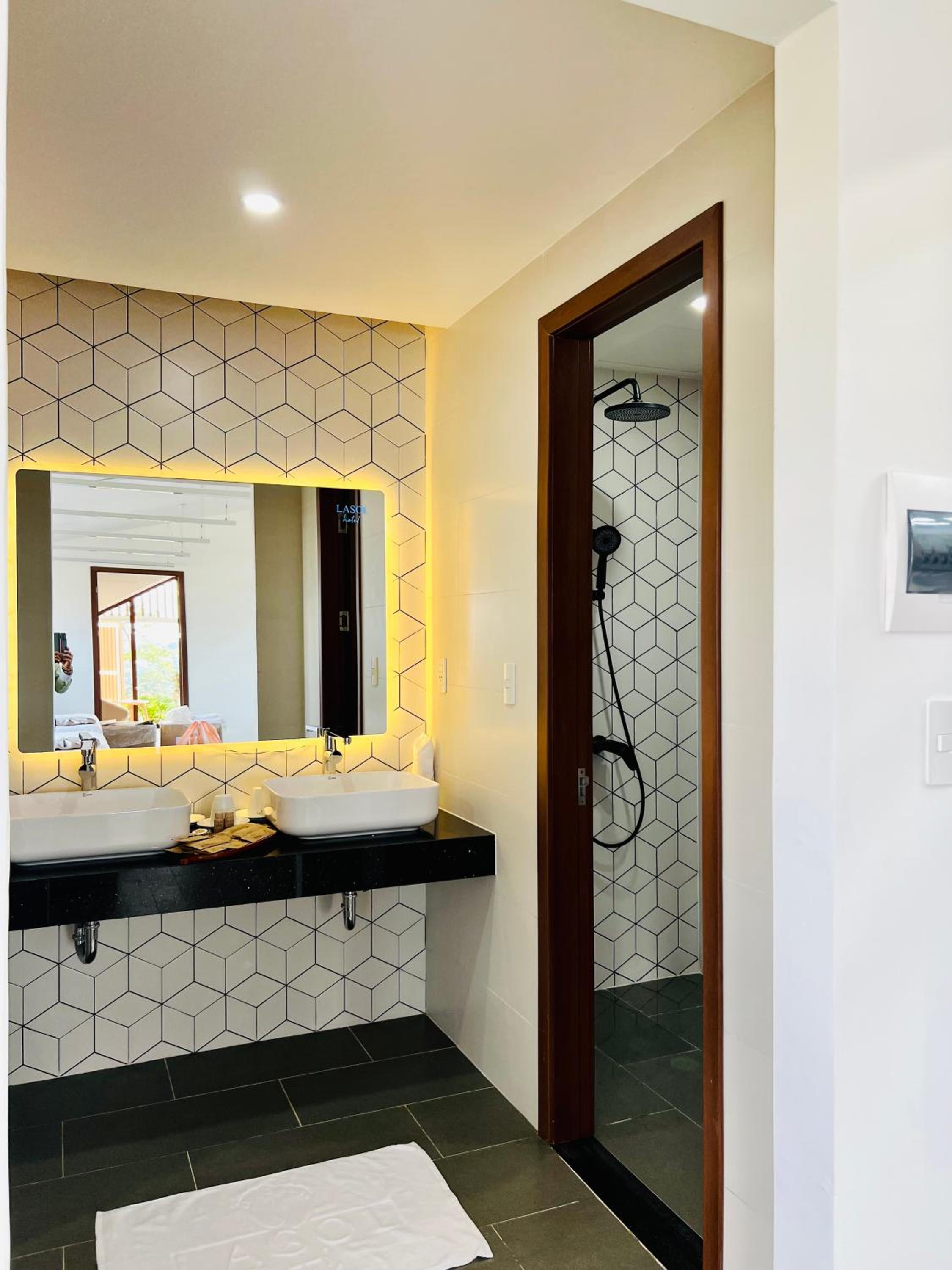 Family Suite - Photo 16