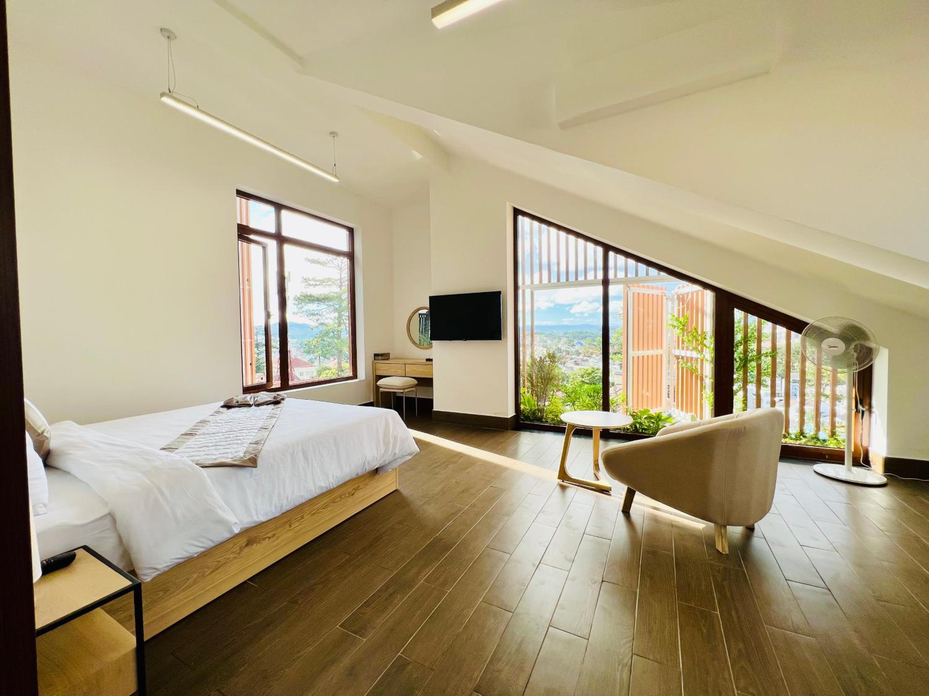 Family Suite - Photo 11