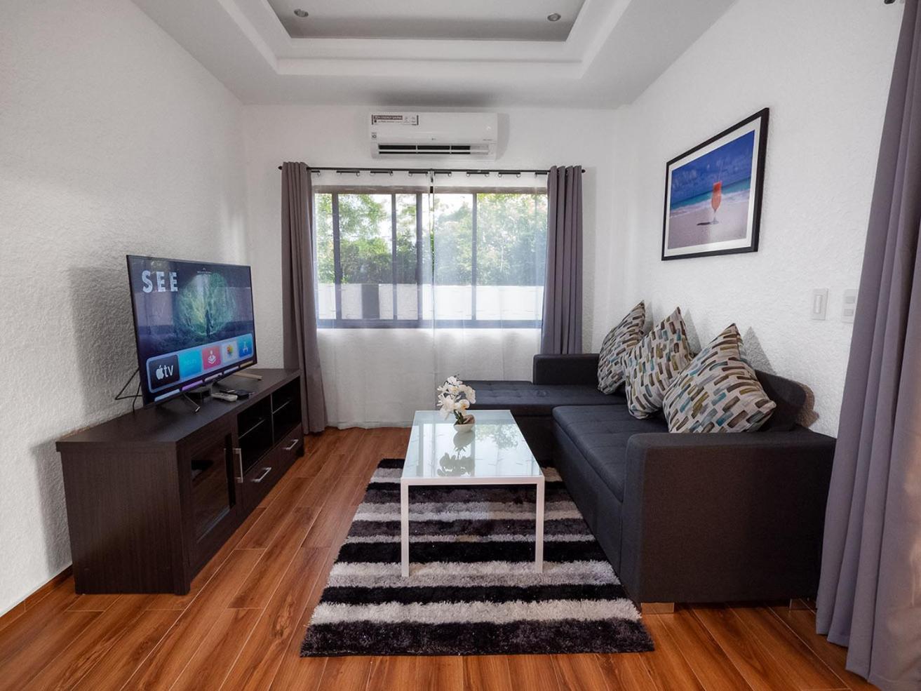 Two-Bedroom House - Photo 6