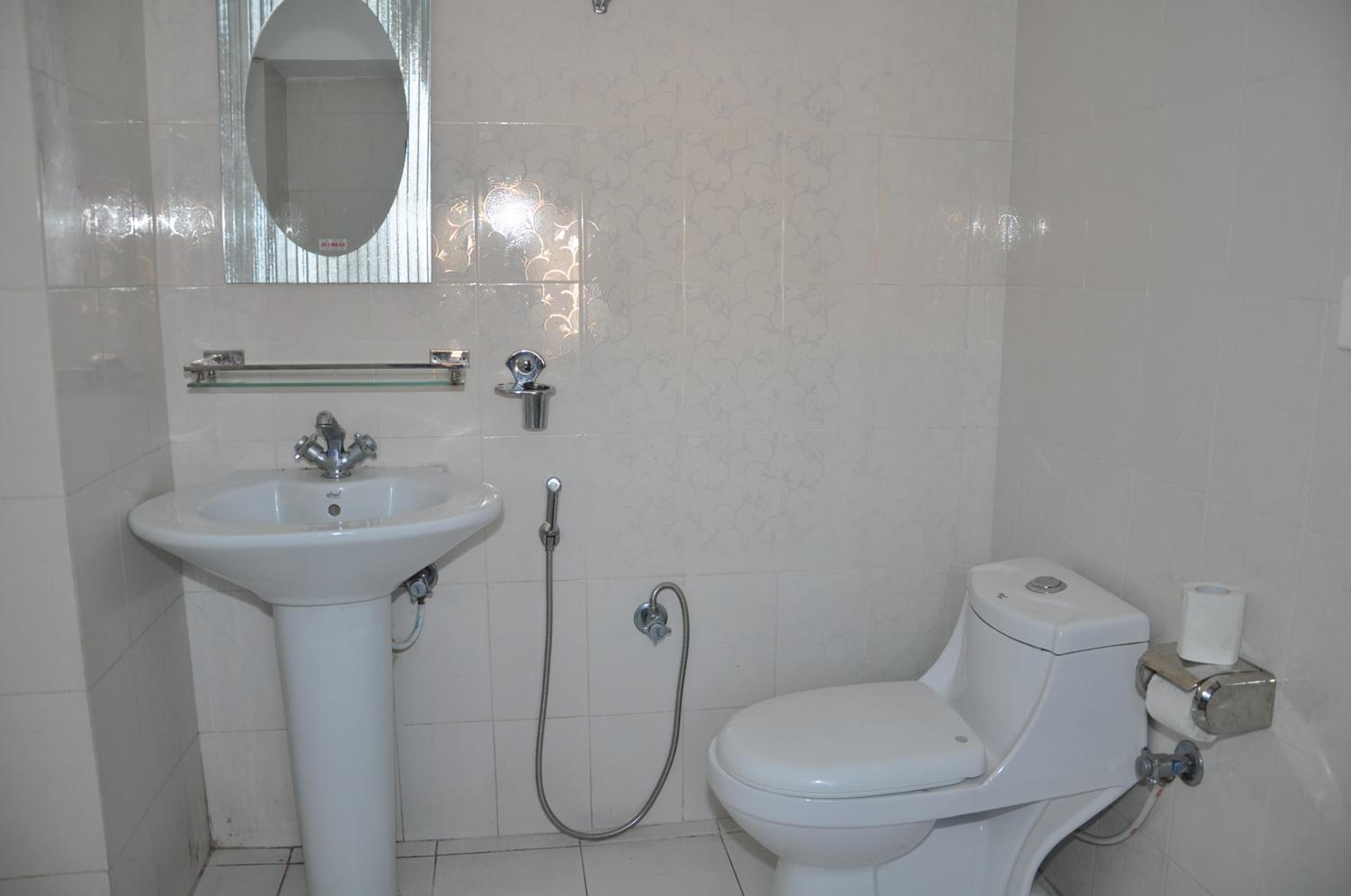 Standard Double or Twin Room photo 3