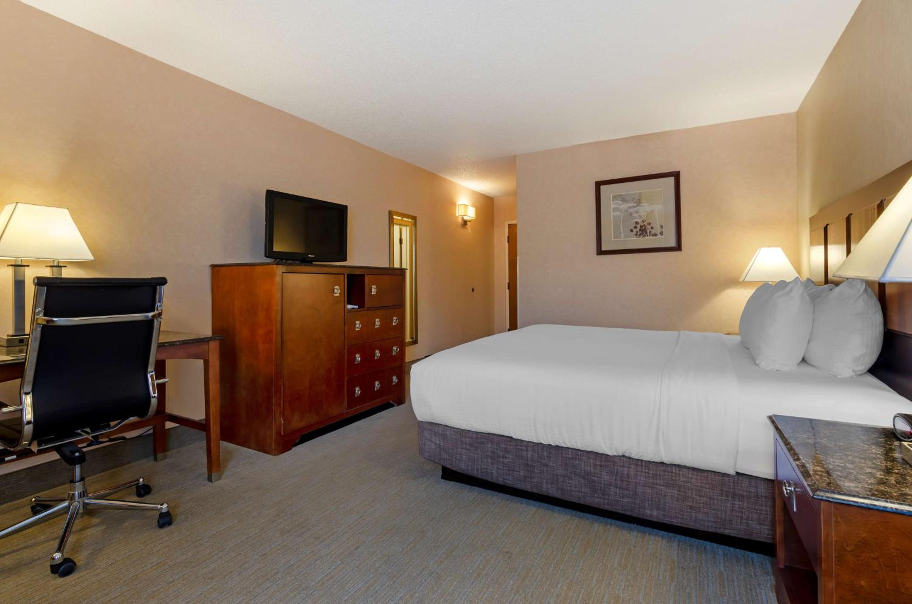 King Room - Mobility Access/Non-Smoking - Photo 4