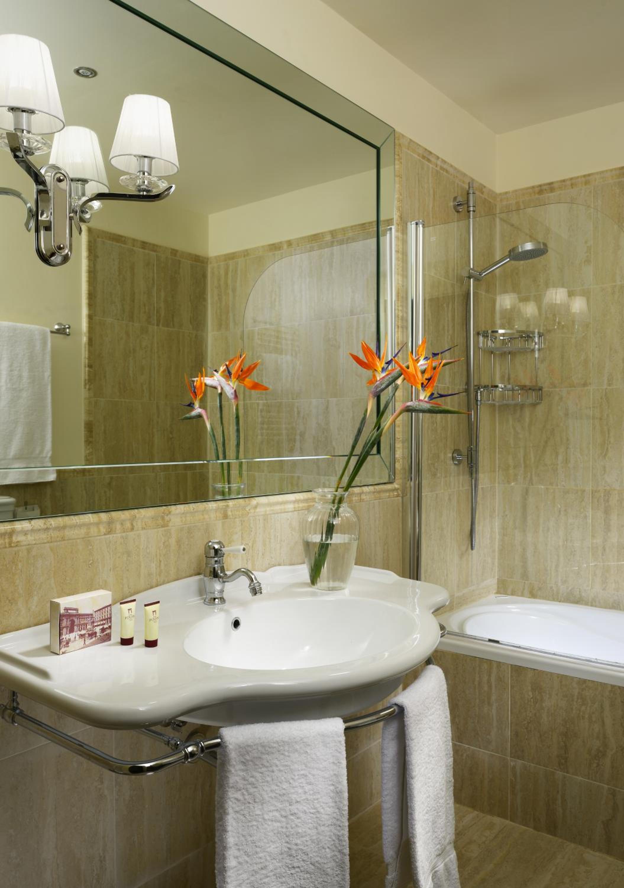 Two-Bedroom Suite (5 Adults)