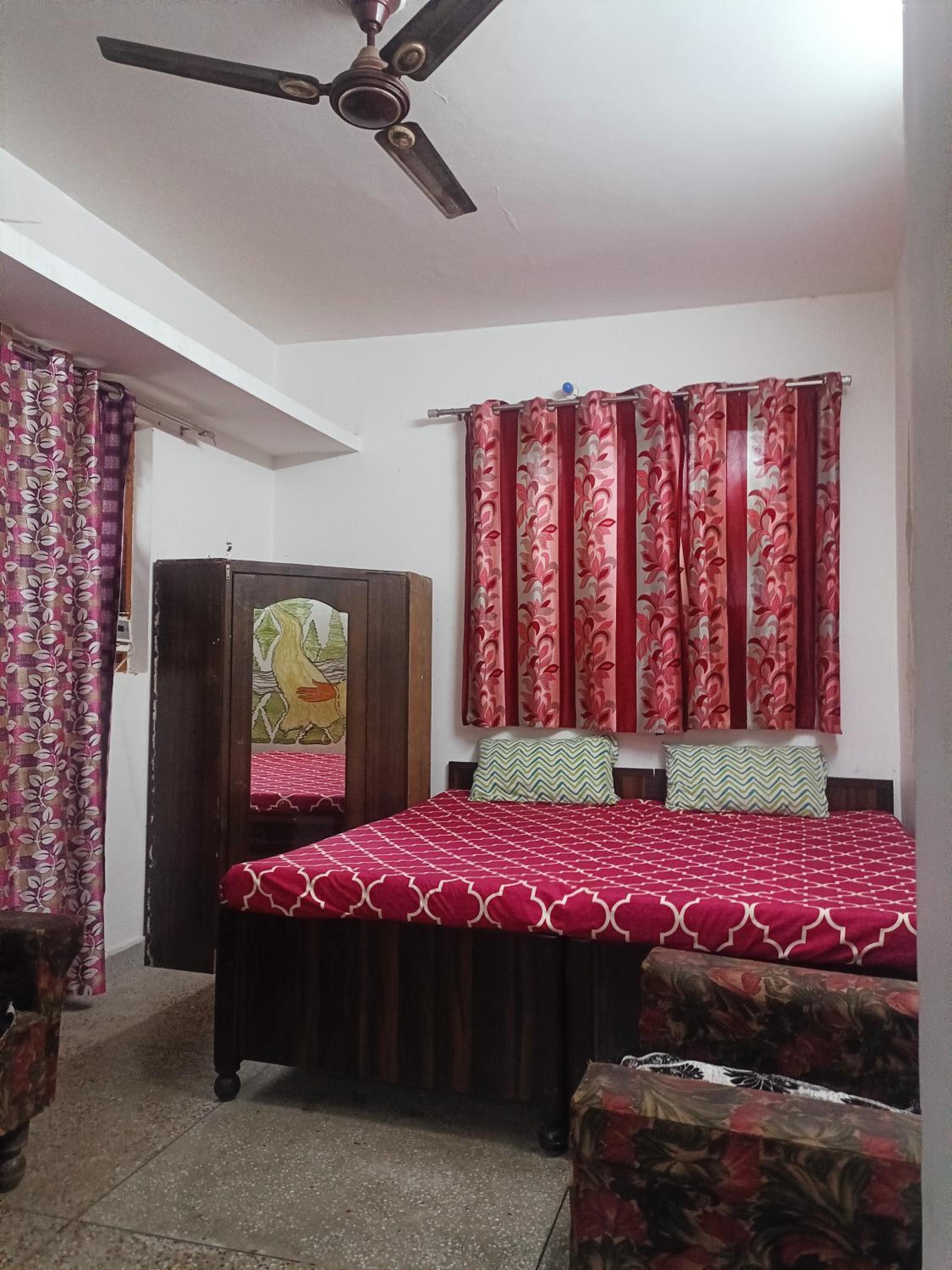 Budget Double Room photo 3