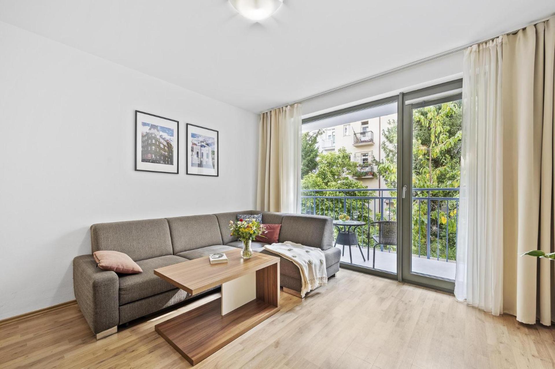 Apartment with Balcony
