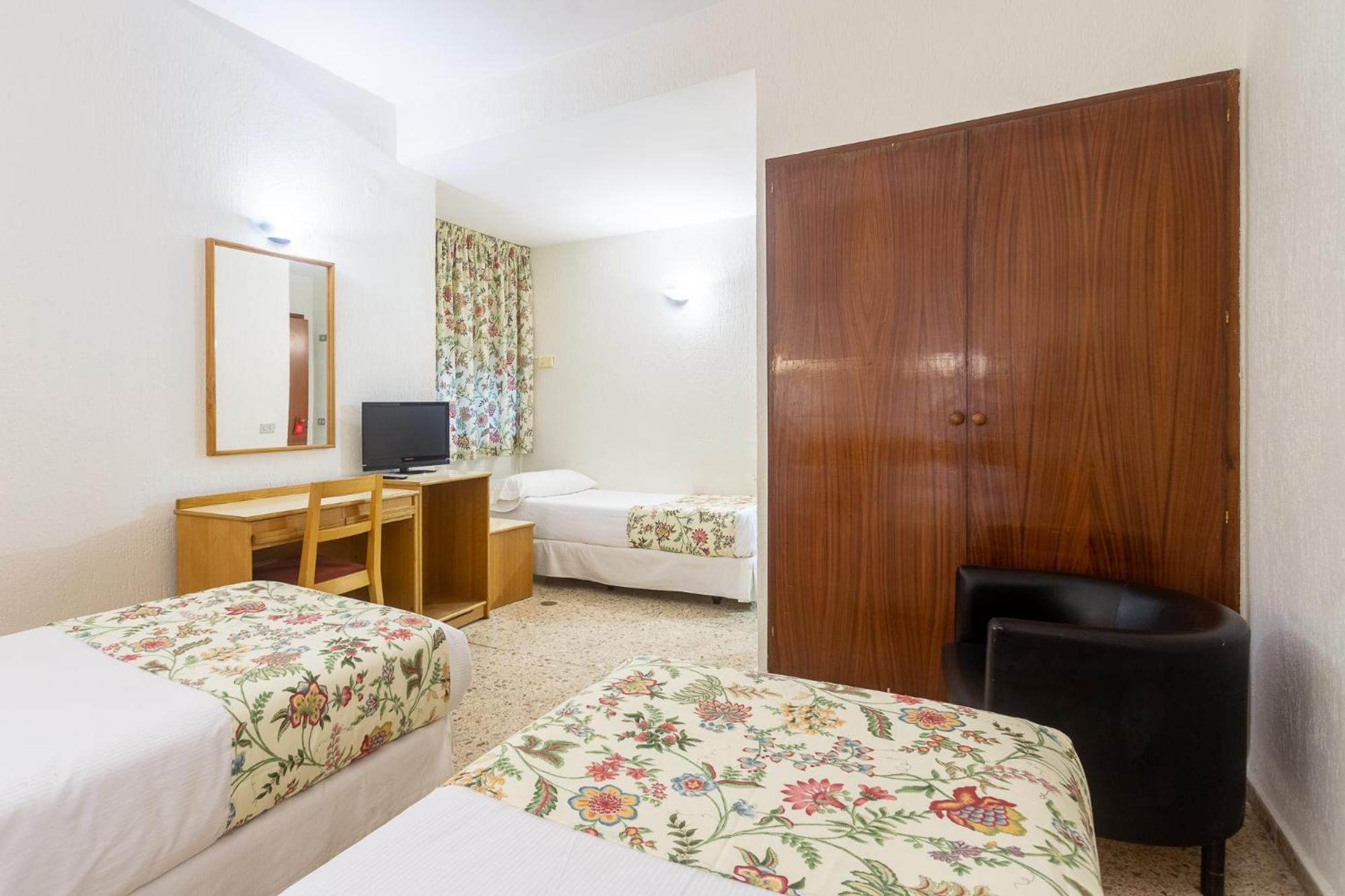 Triple Room - Photo 3