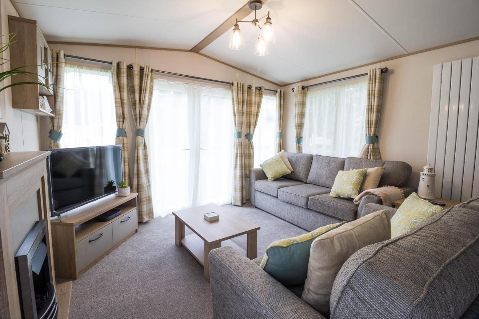 Two-Bedroom Mobile Home photo 1