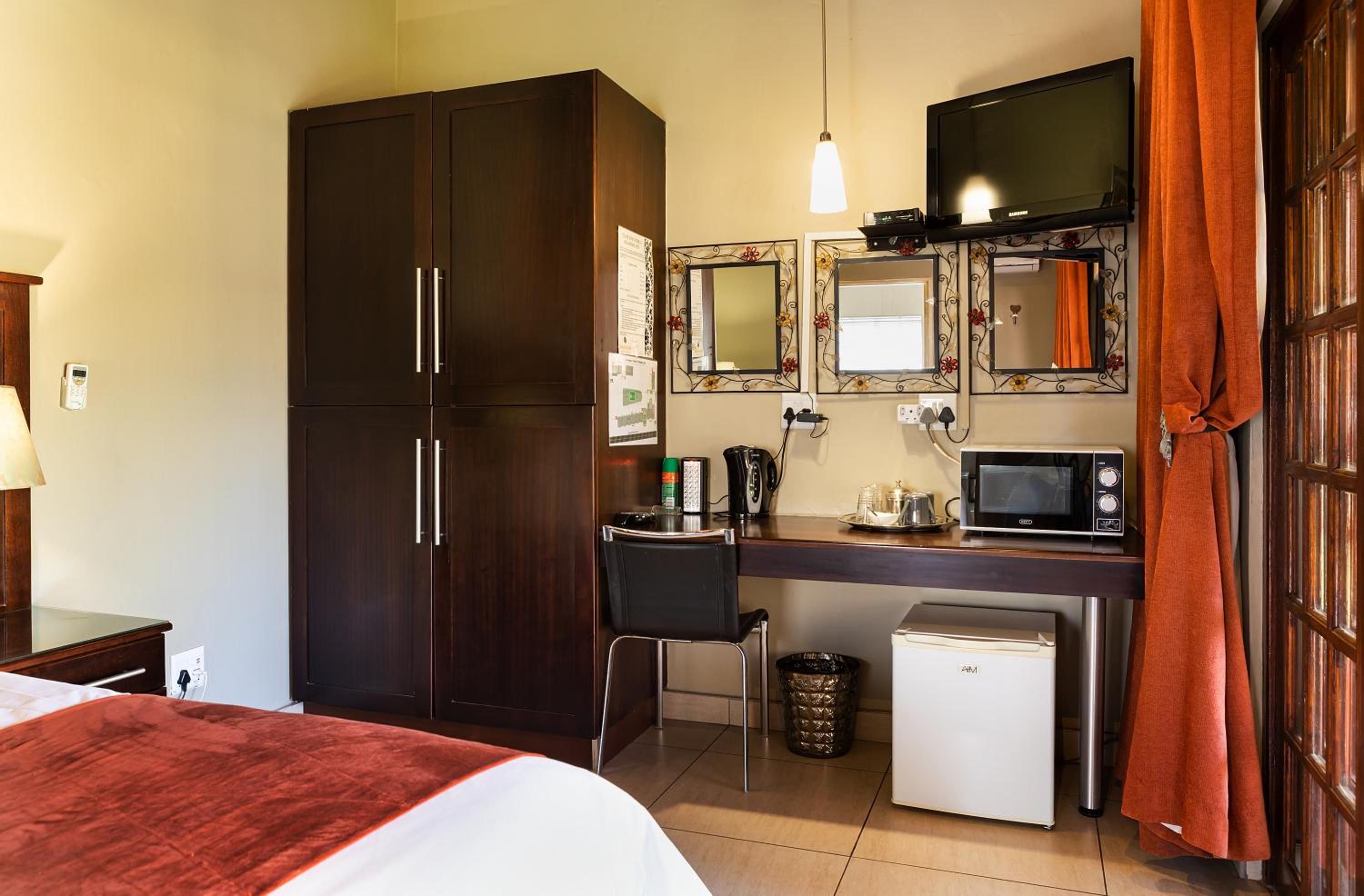 Deluxe Double Room photo 2
