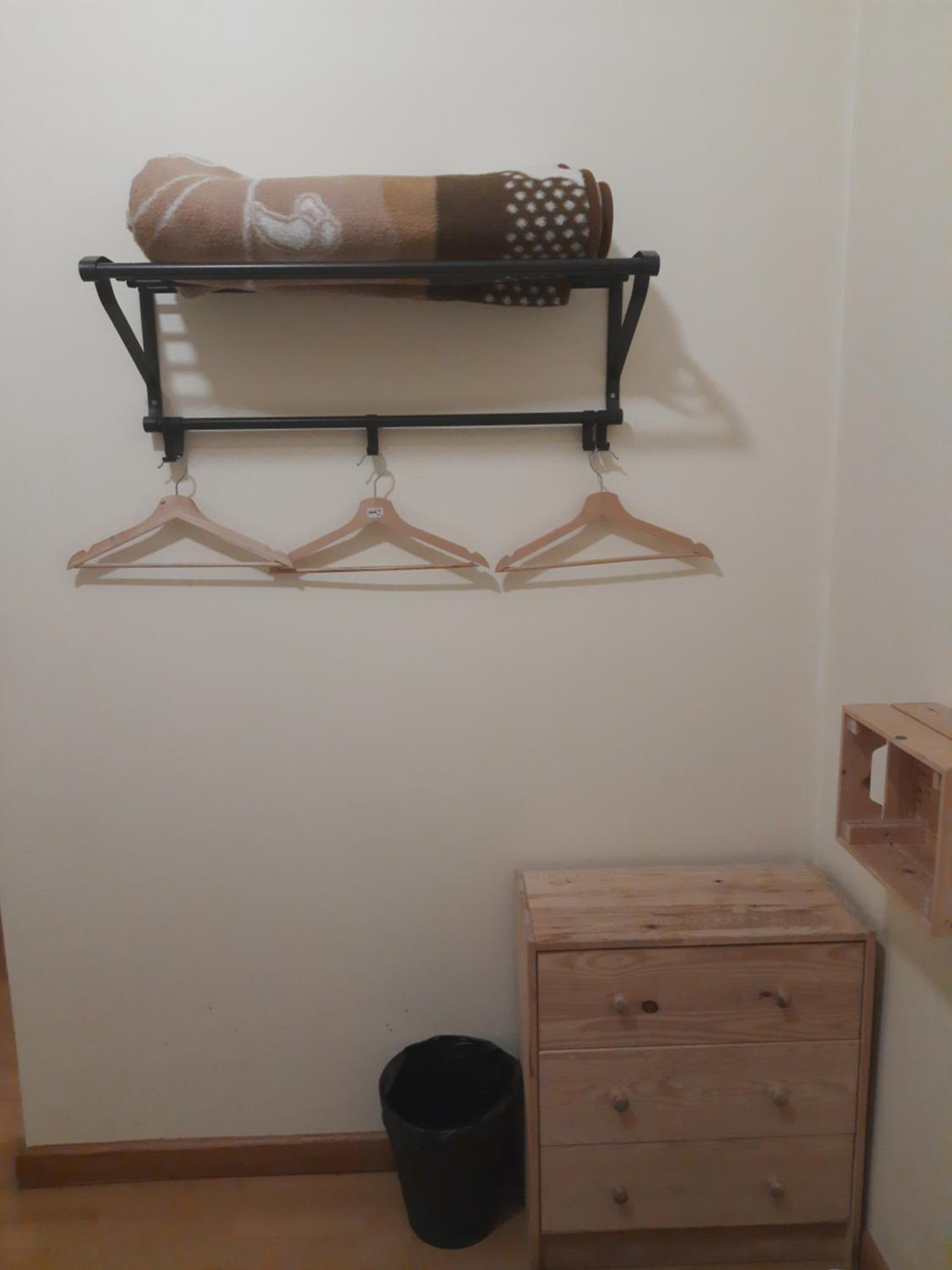 Standard Double Room - Photo 9
