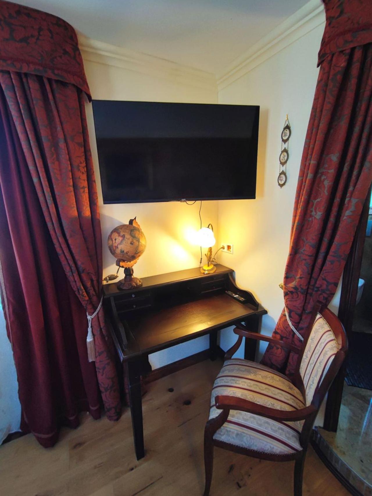 Deluxe Single Room photo 3
