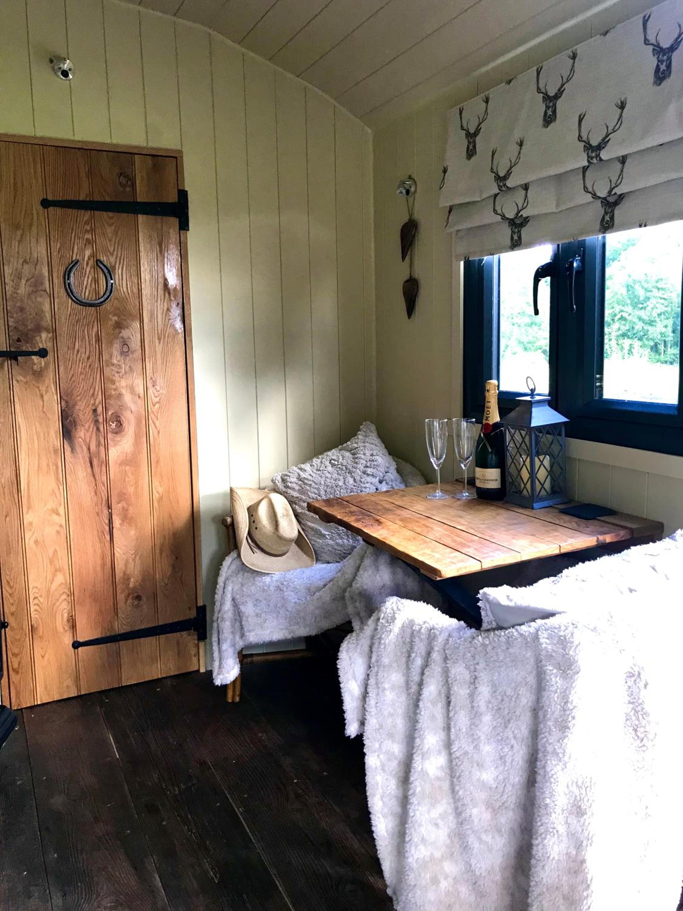 Deluxe Double Room photo 3