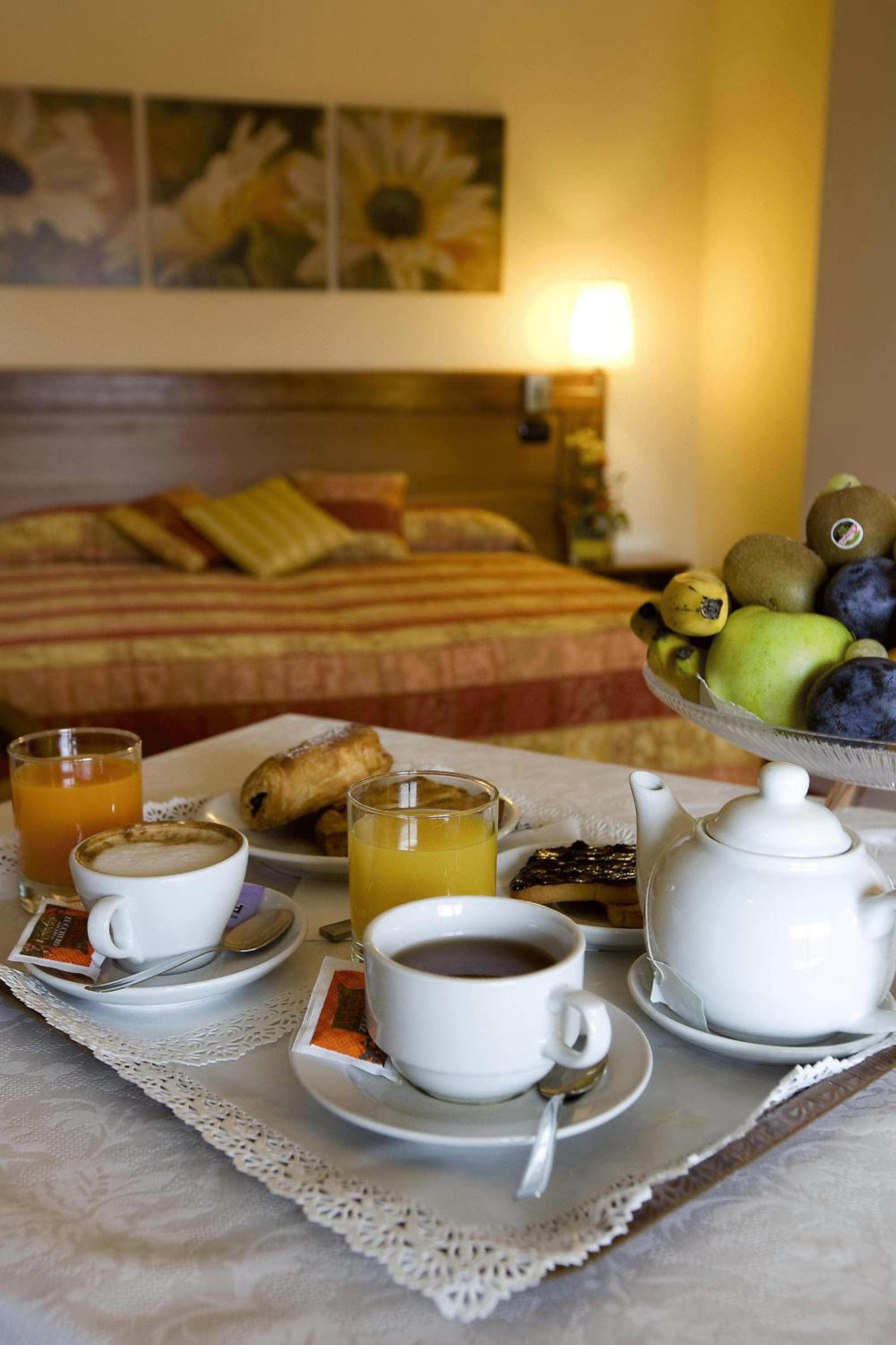 Double Room - Photo 10