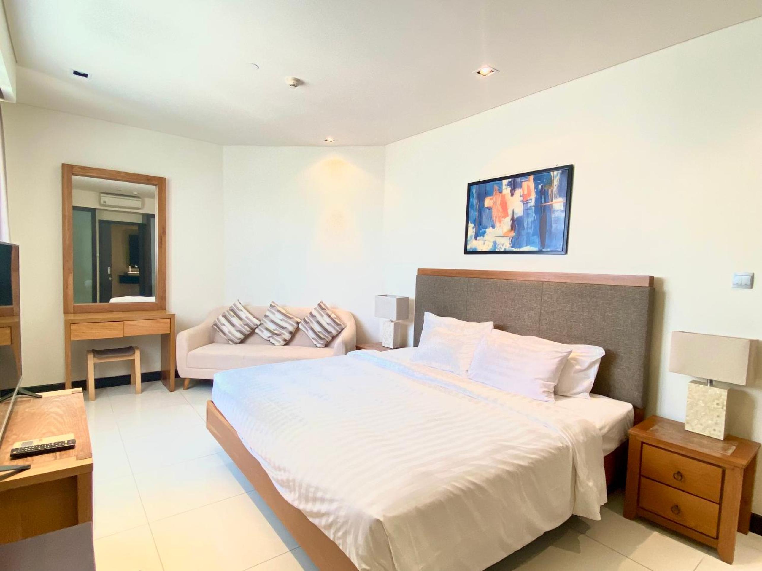 Junior Suite with Ocean View - Photo 2