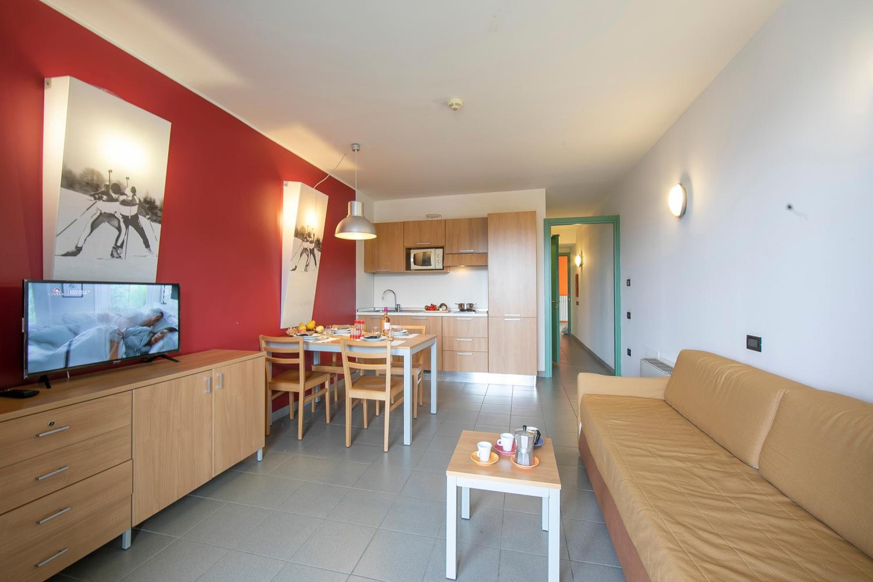 One-Bedroom Apartment