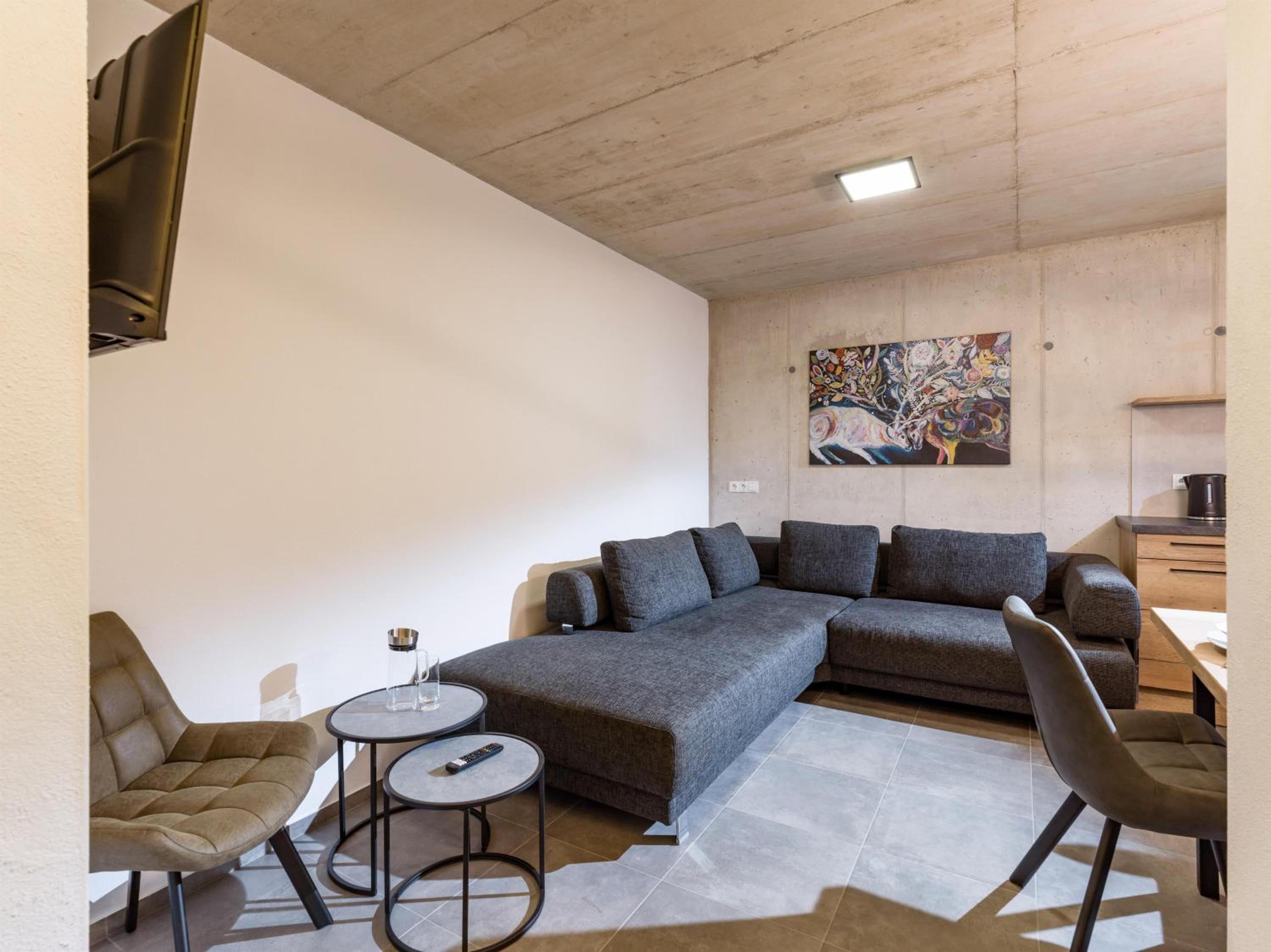 Two-Bedroom Apartment with Bathroom photo 1