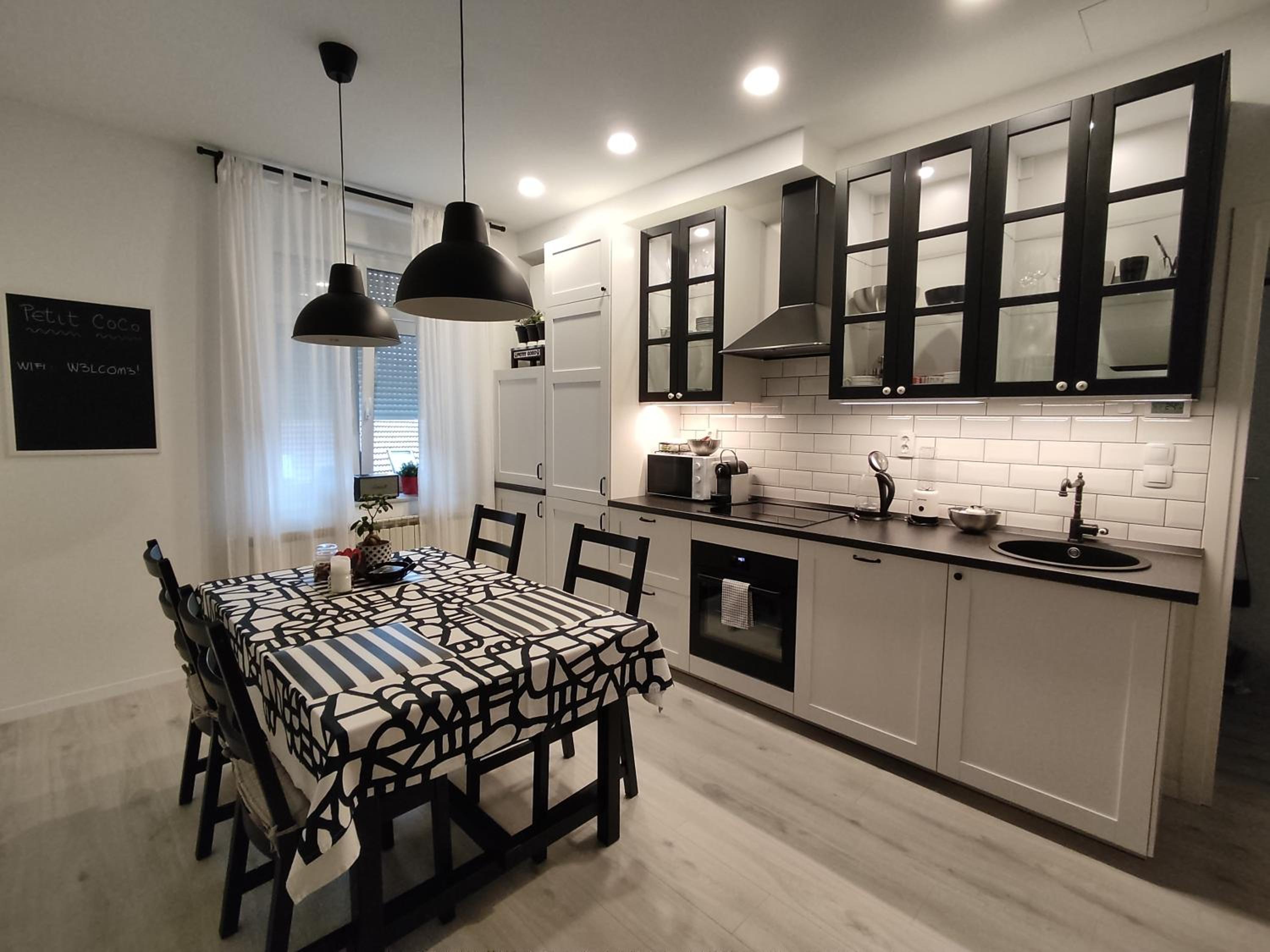 One-Bedroom Apartment - Photo 21