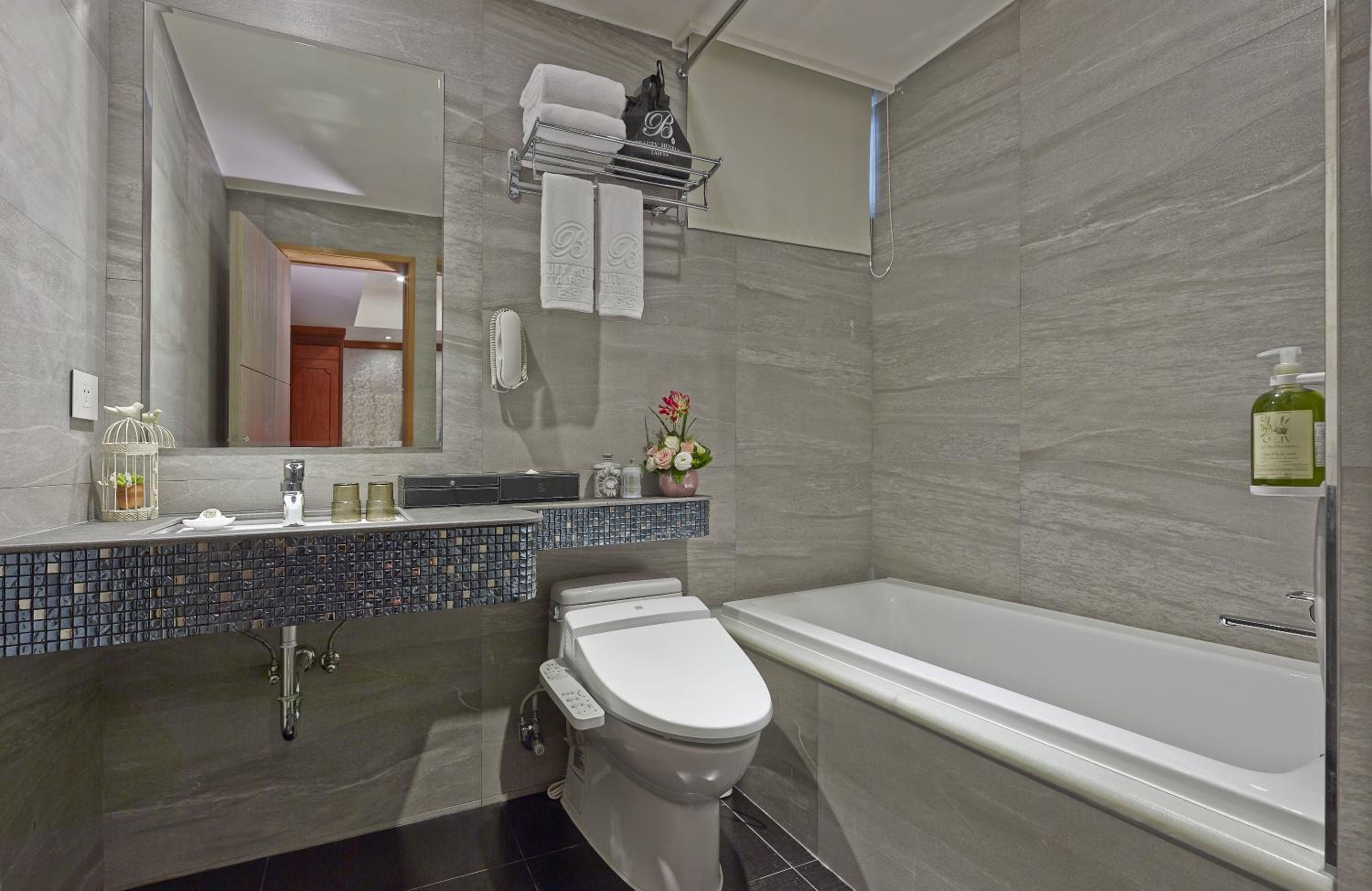 Superior Twin Room photo 2