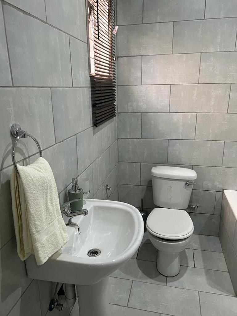 Deluxe Double Room - Photo 34