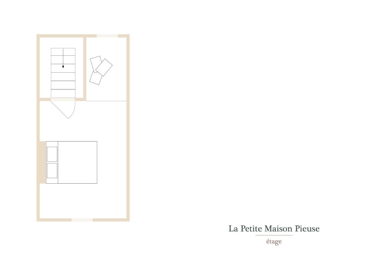 Two-Bedroom House - Photo 1