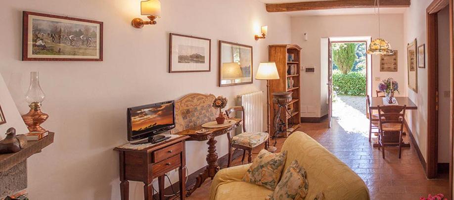 Two-Bedroom Apartment photo 2