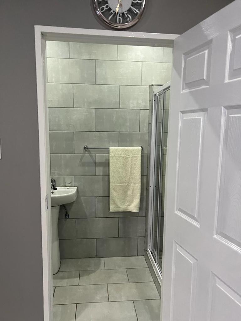 Deluxe Double Room - Photo 12