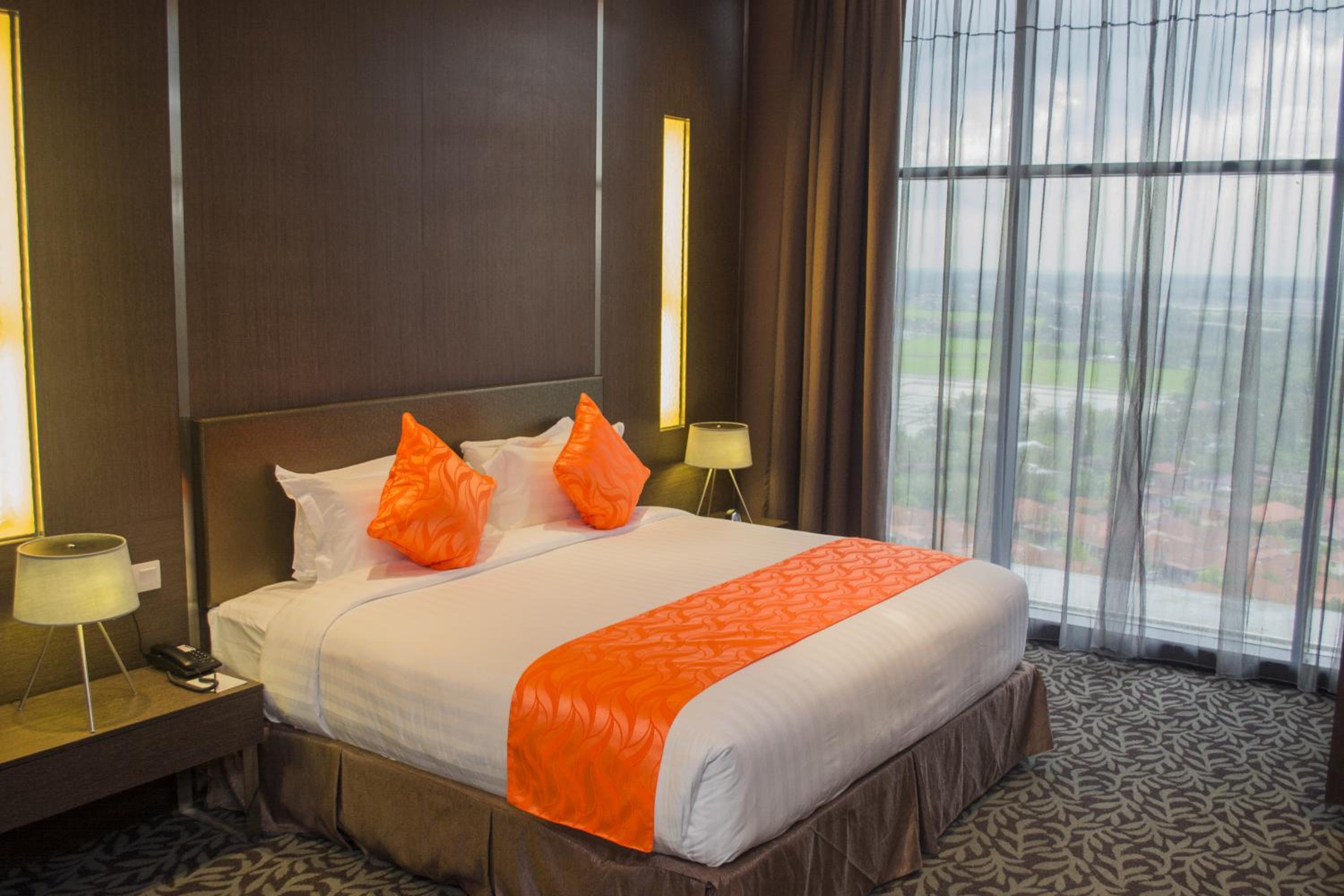 Executive Suite photo 2