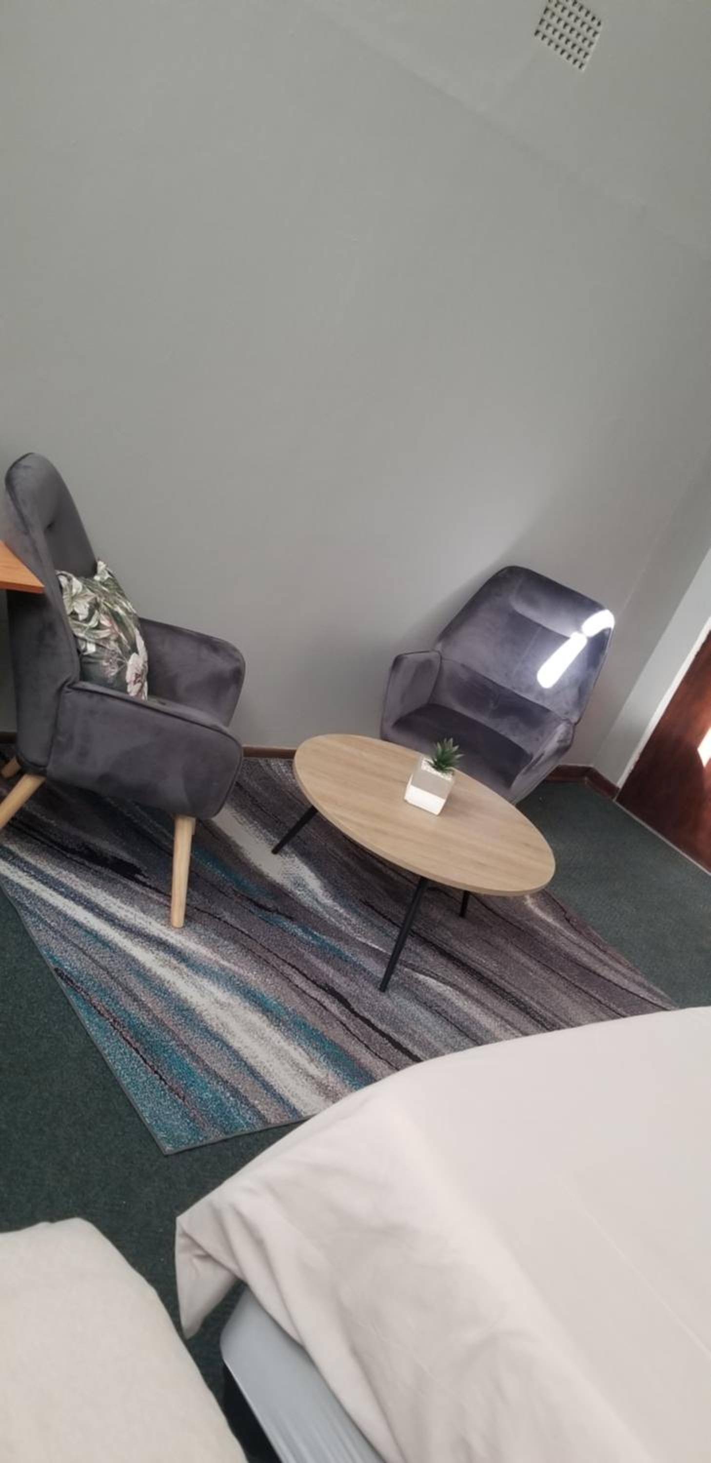 Deluxe Family Suite - Photo 2