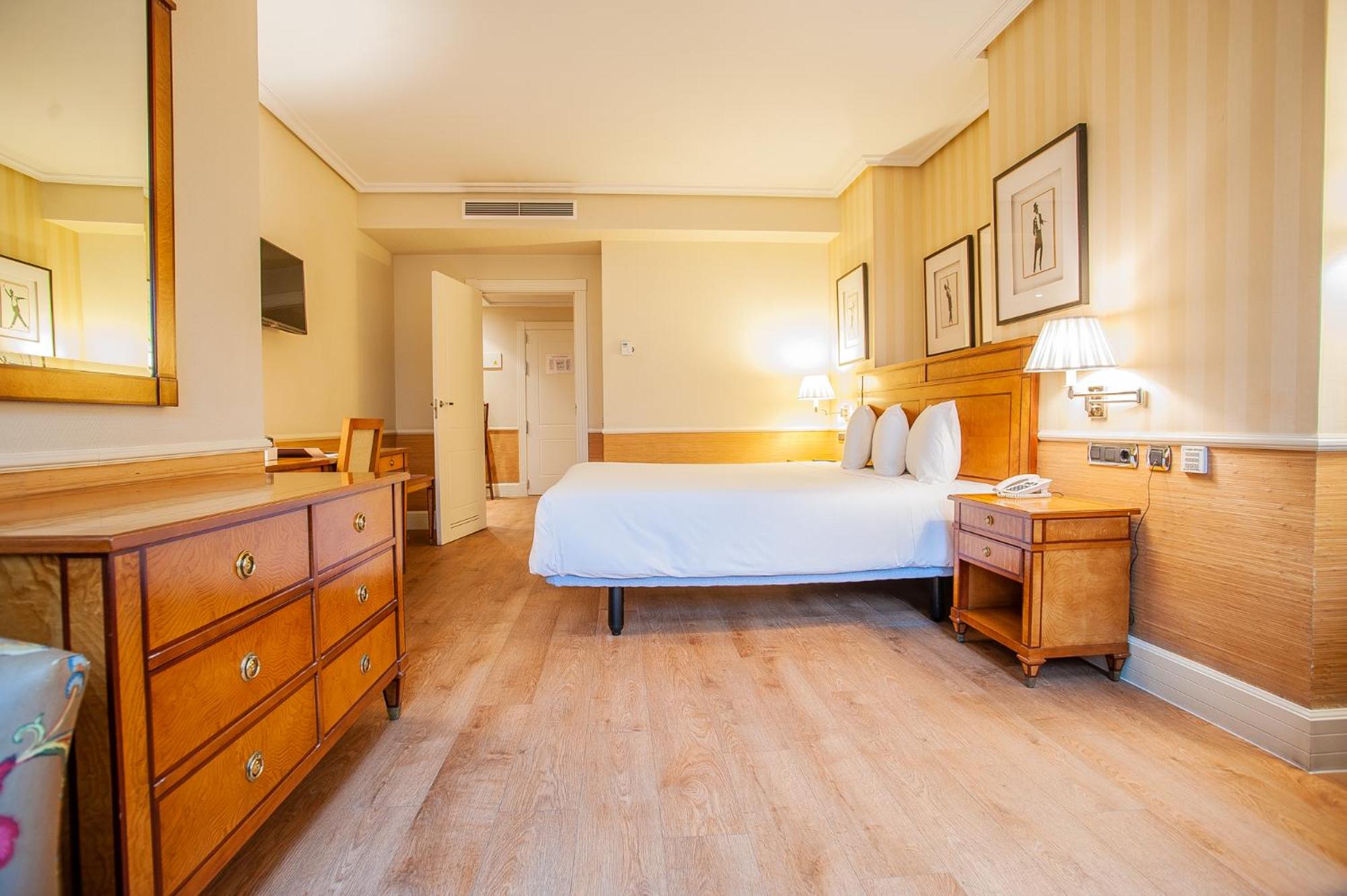 Superior Double Room - Photo 5