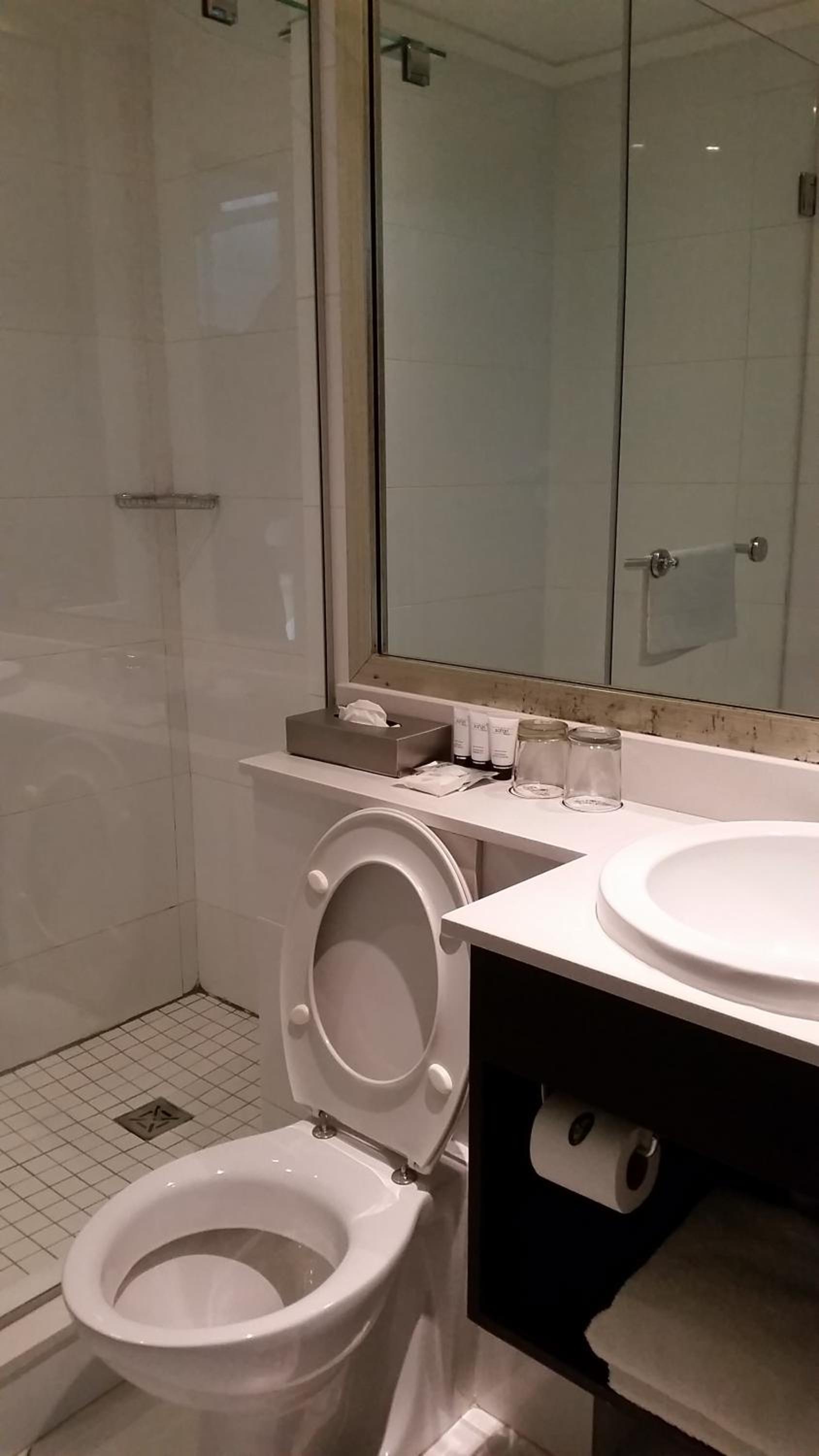Standard Twin Room - Photo 5