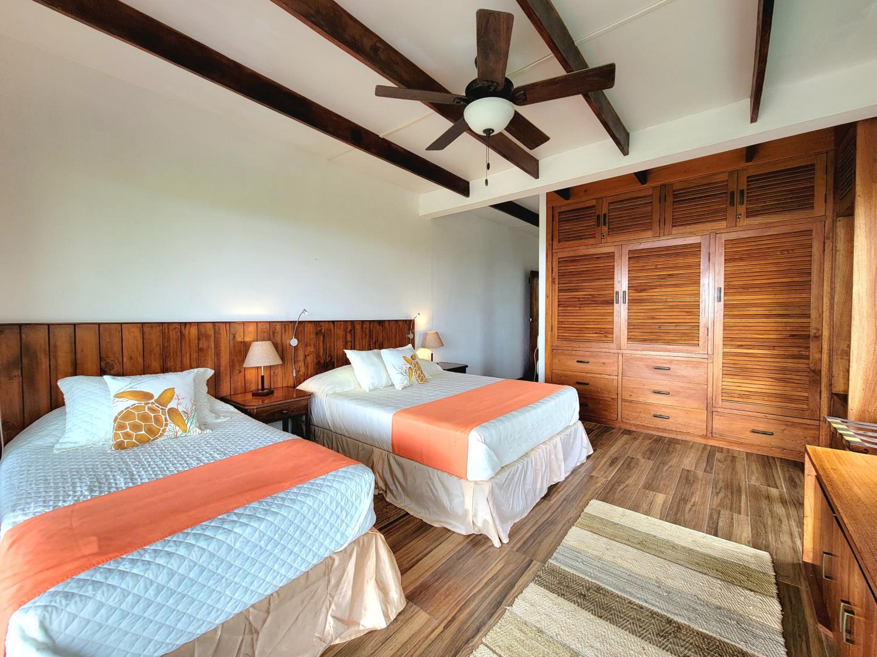 Deluxe Triple Room photo 3