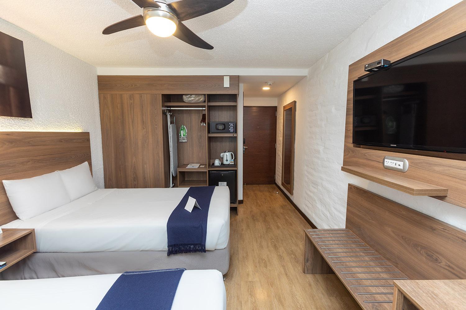 Superior Twin Room - Photo 4