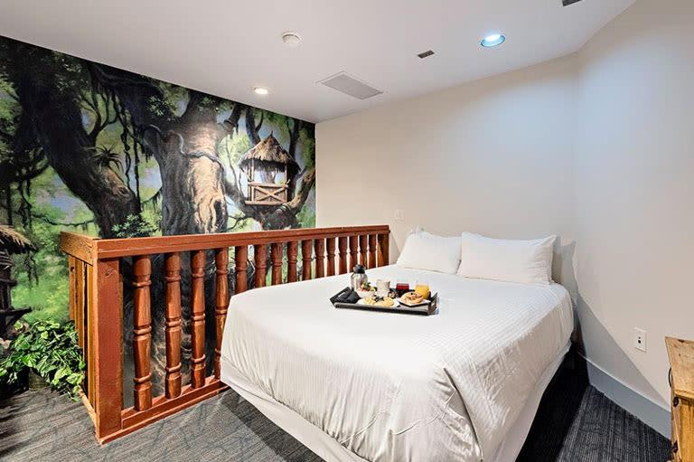 Queen Room