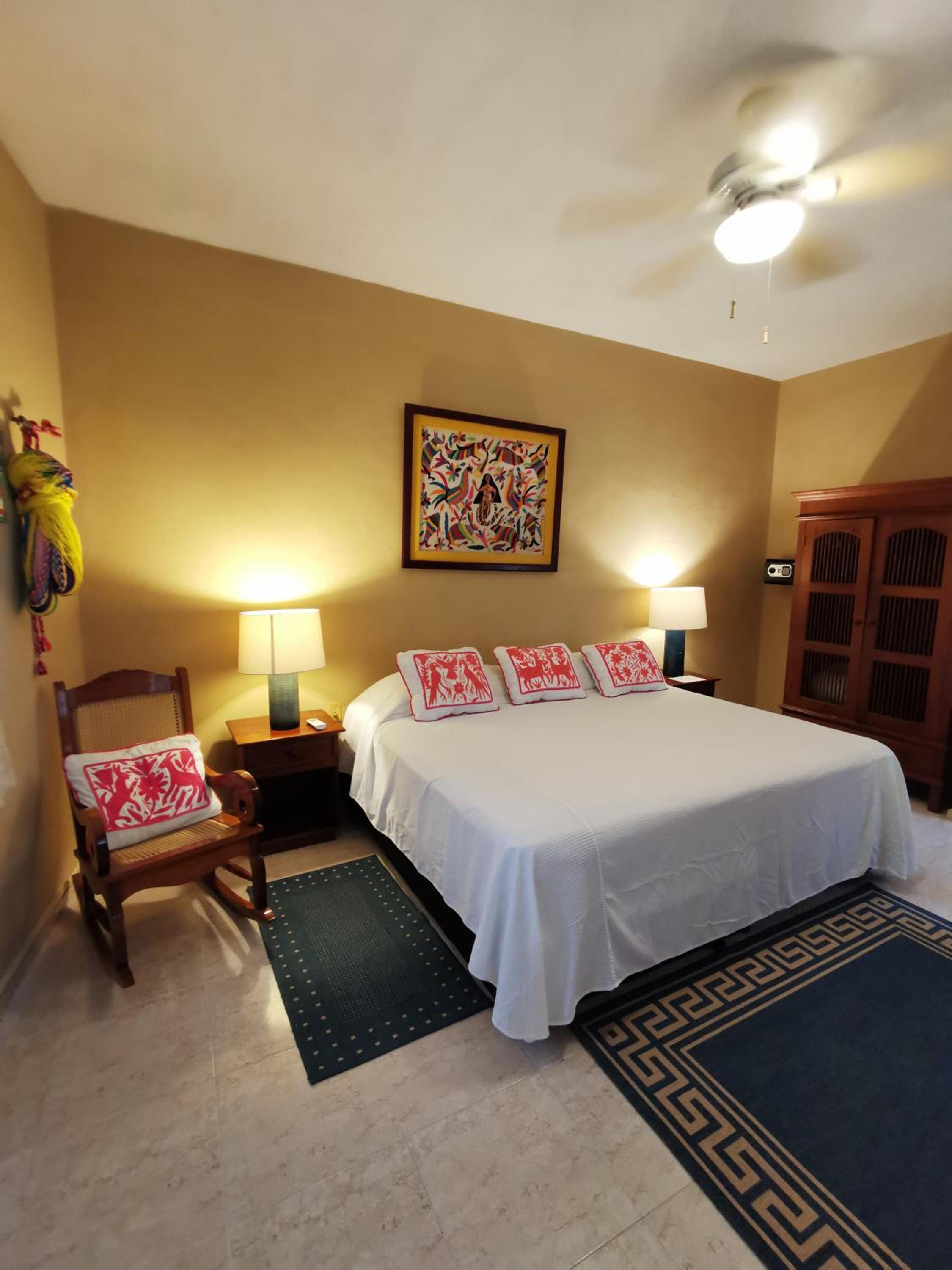 Standard King Room photo 1