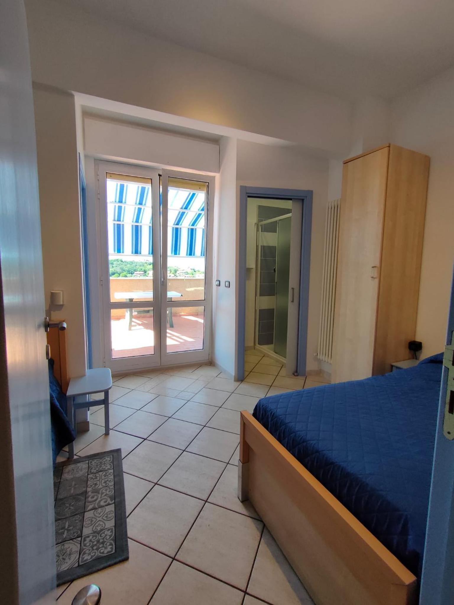 Twin Room with Private Bathroom
