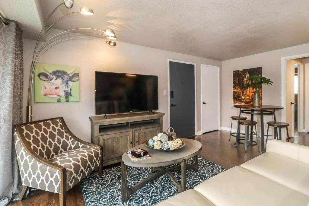 Apartment photo 1