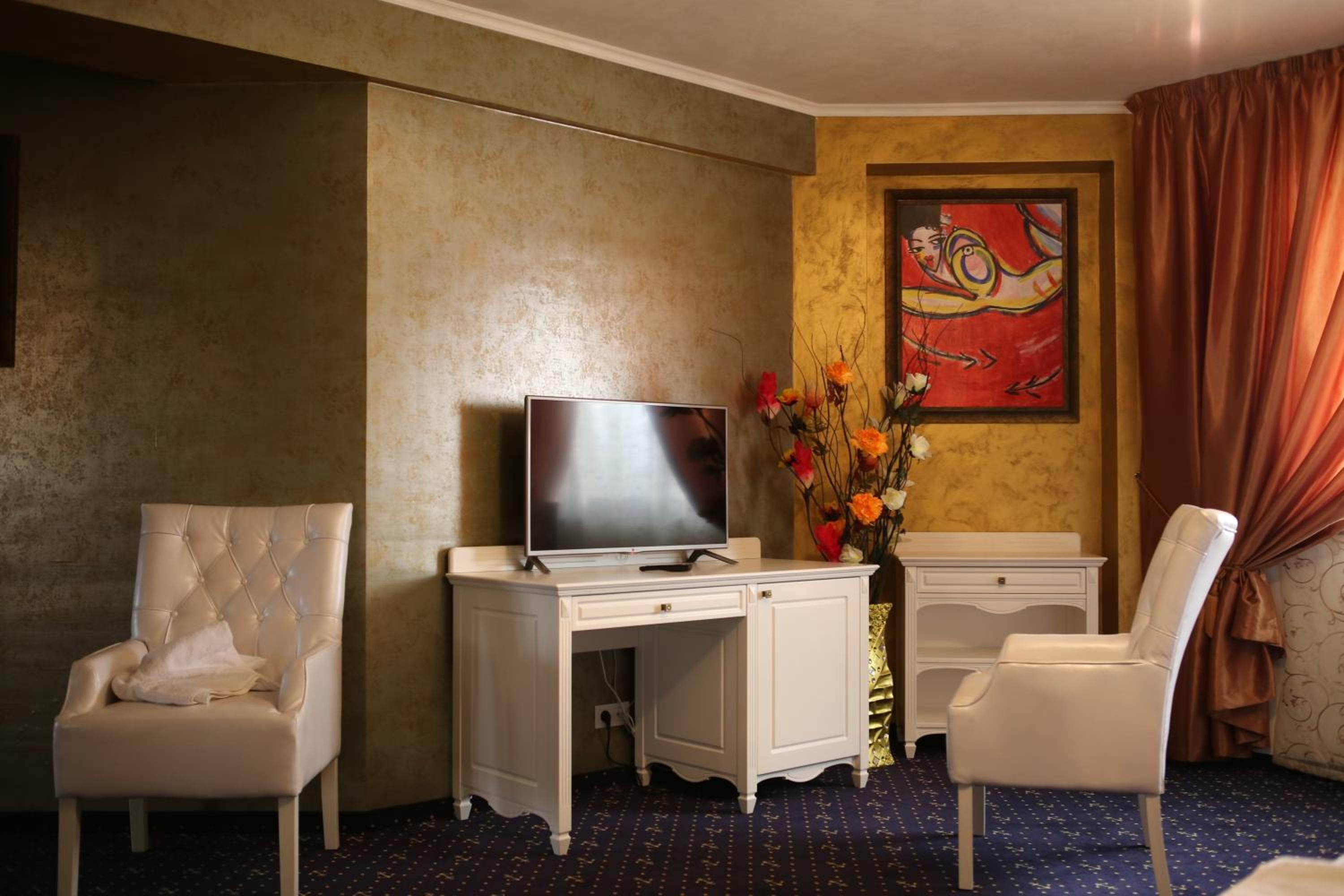 Deluxe Double Room photo 3