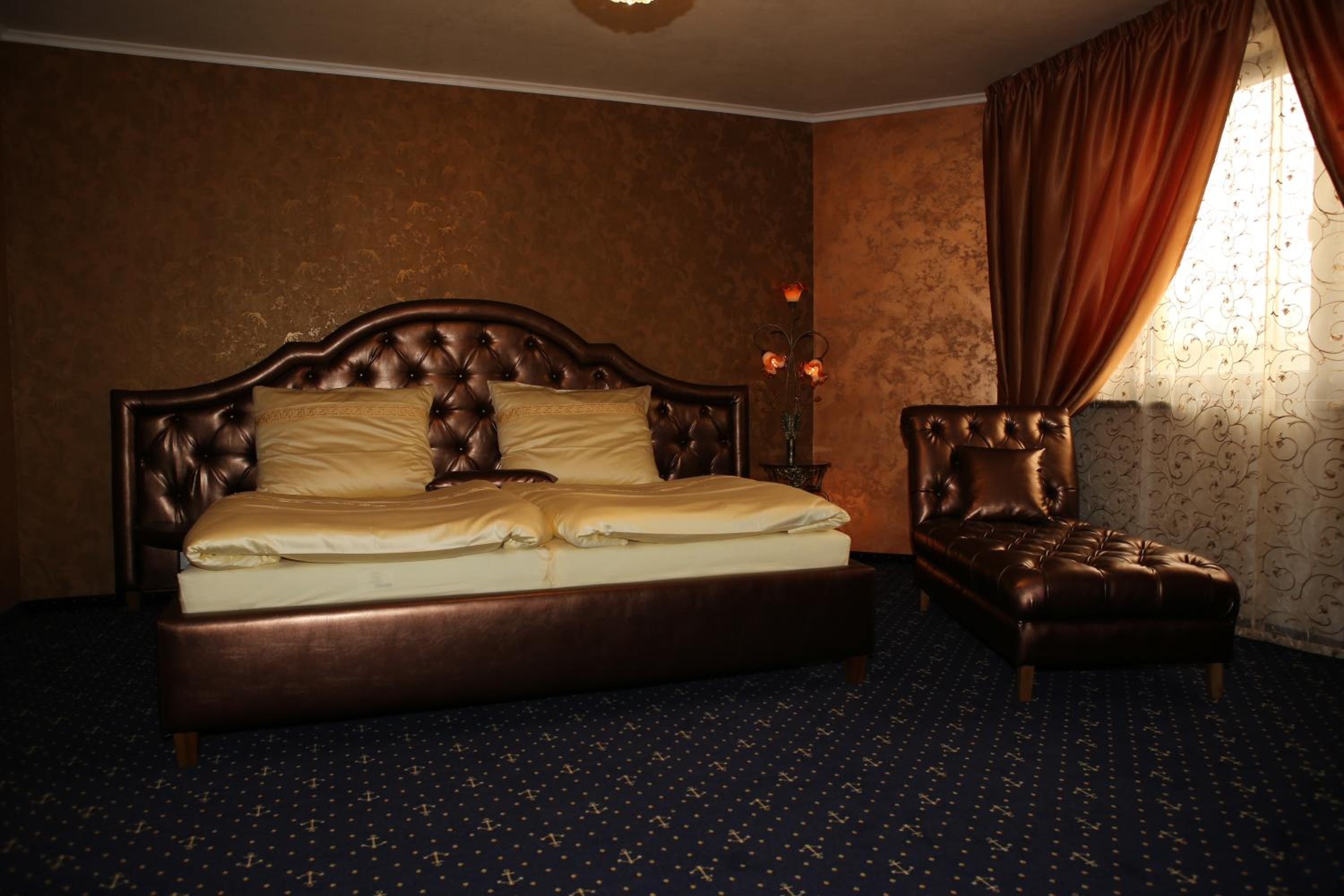 Deluxe Double Room photo 2